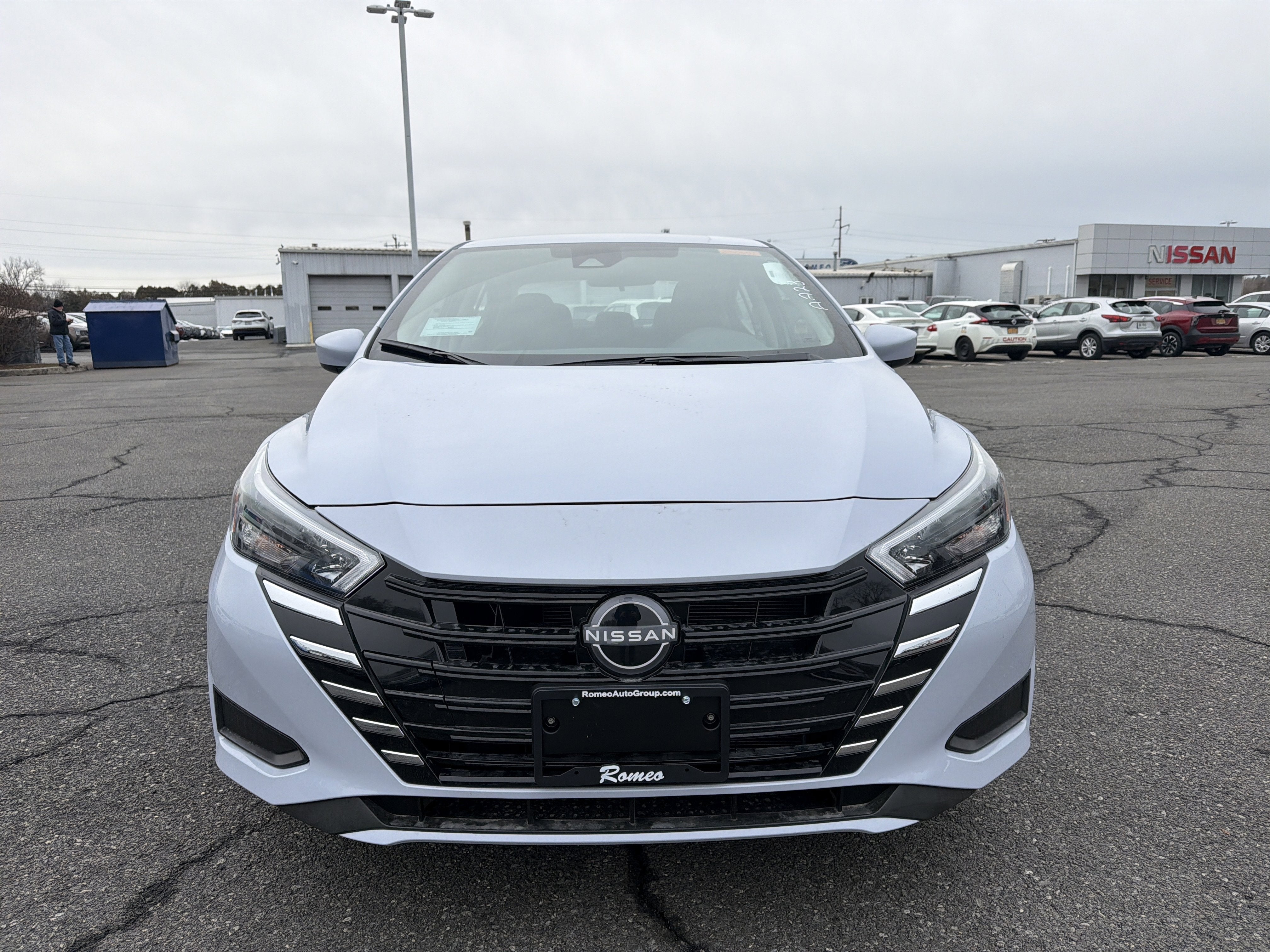 2025 Nissan Versa SV