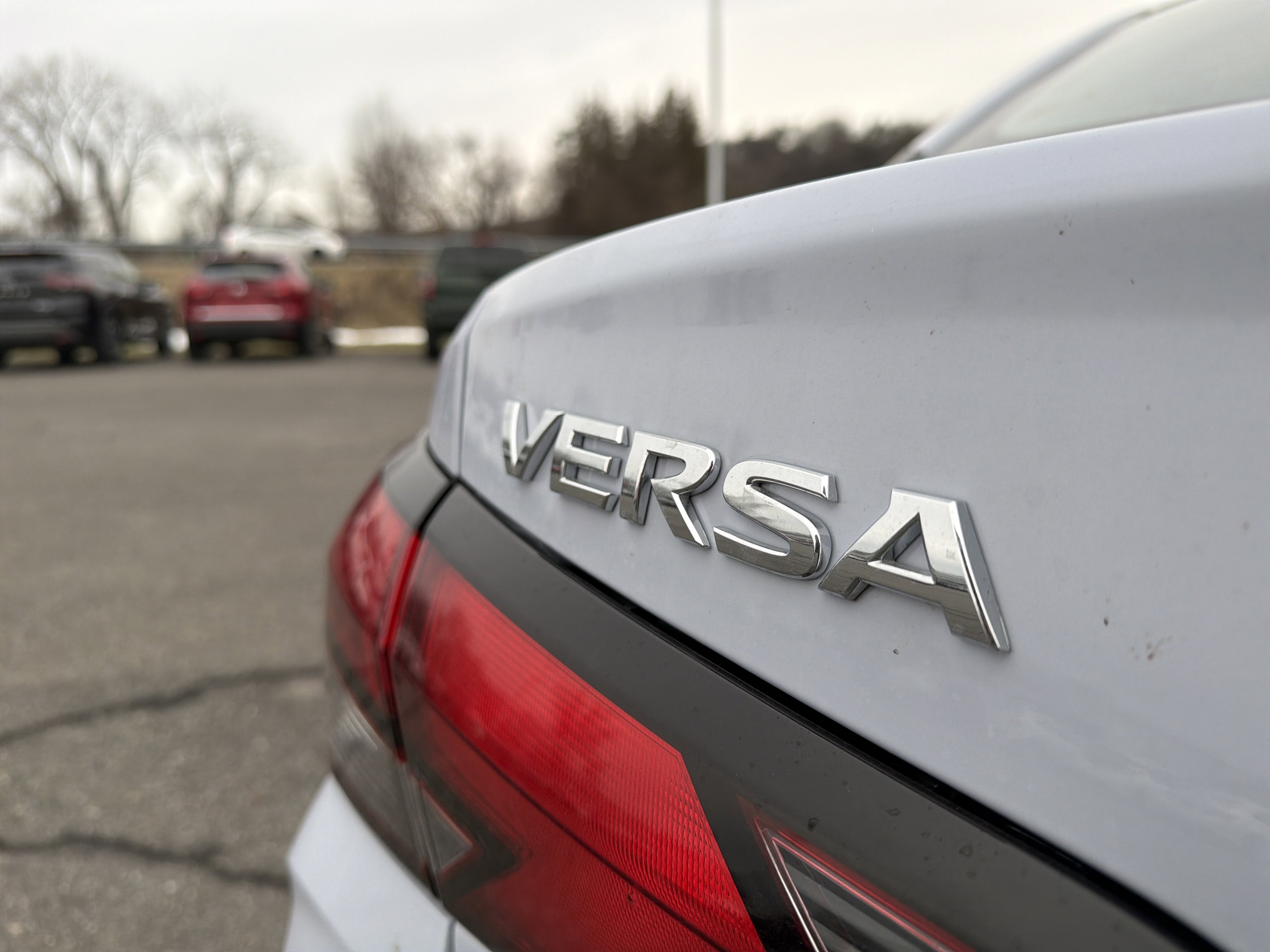 2025 Nissan Versa SV