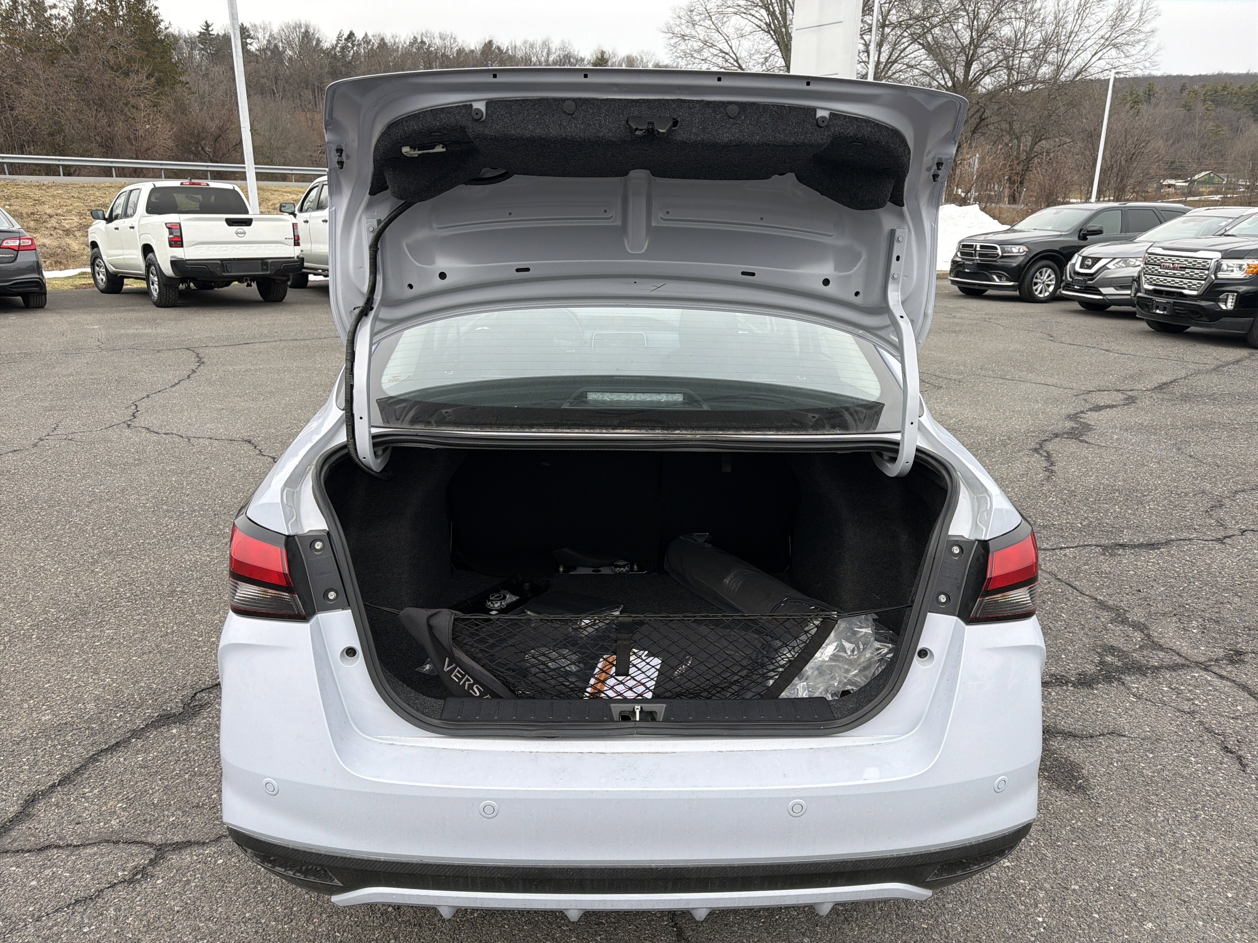 2025 Nissan Versa SV