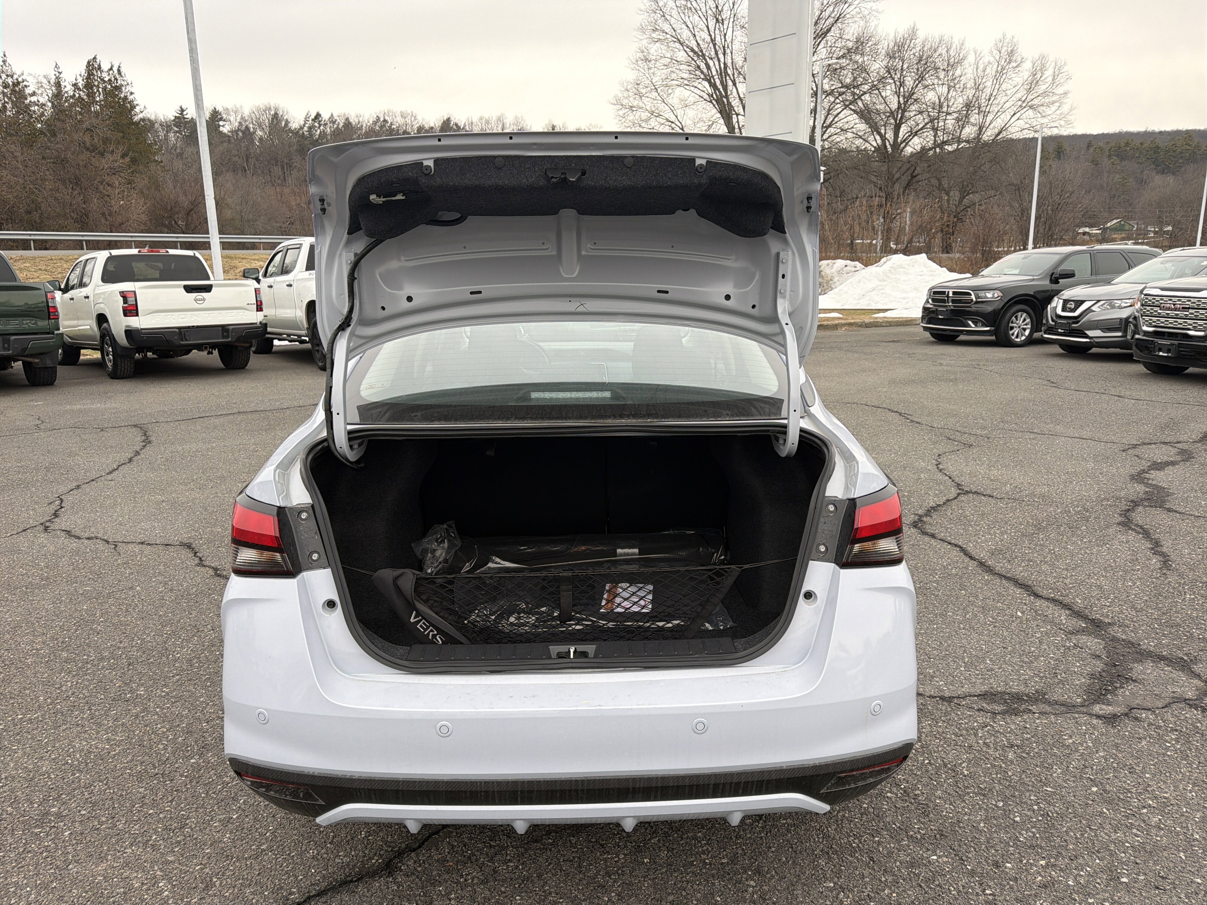 2025 Nissan Versa SV