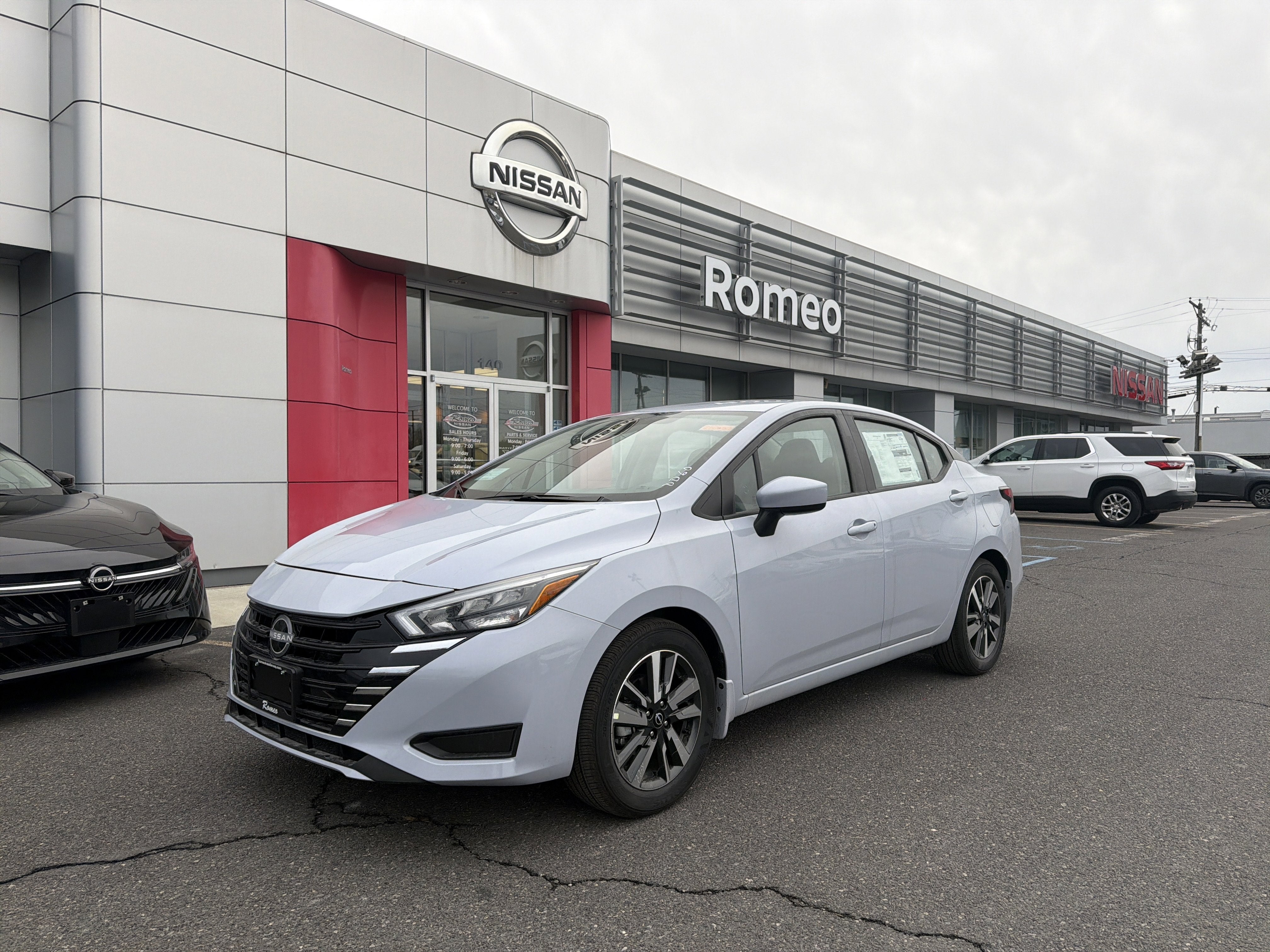 2025 Nissan Versa SV