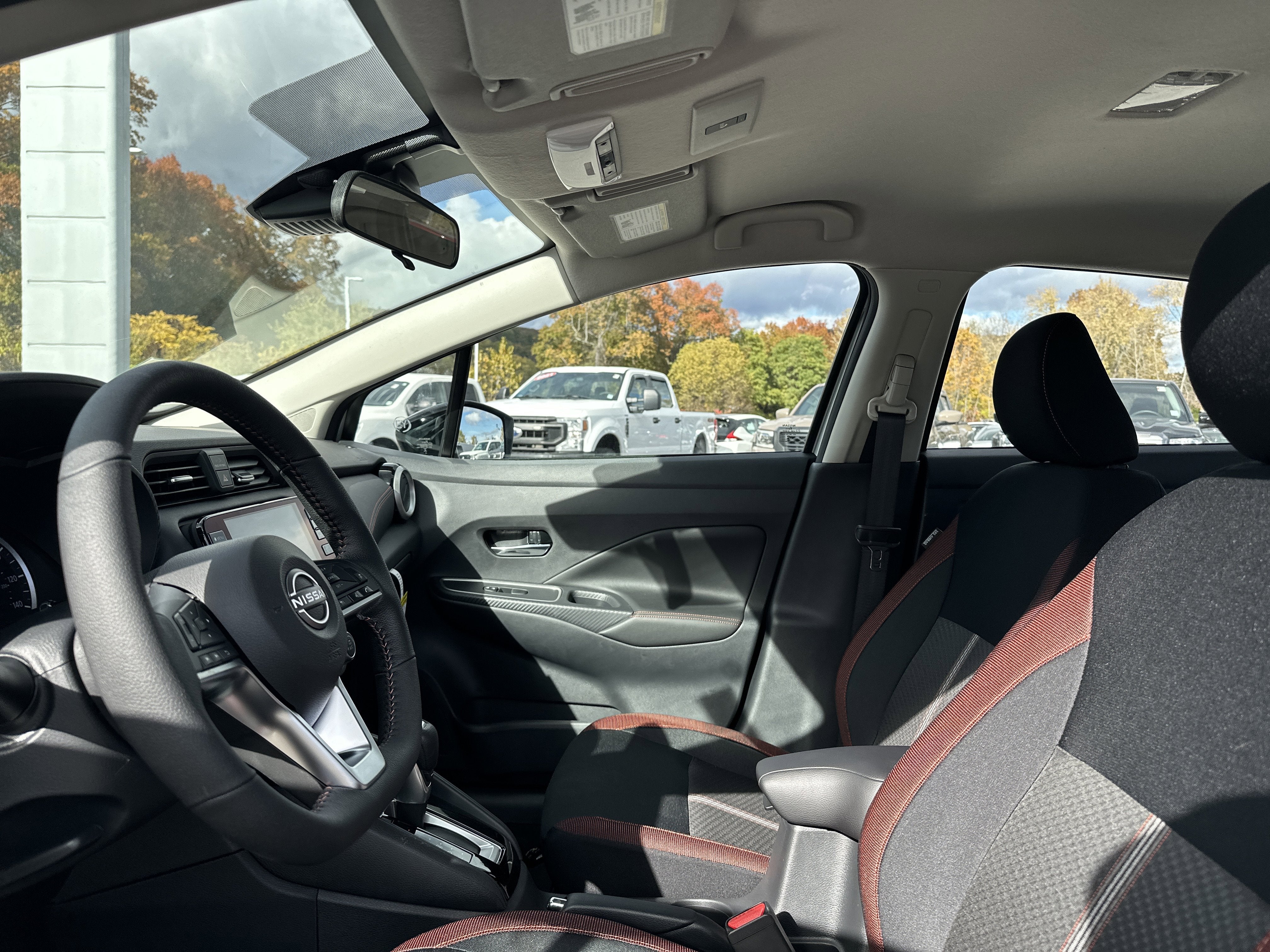 2025 Nissan Versa SR