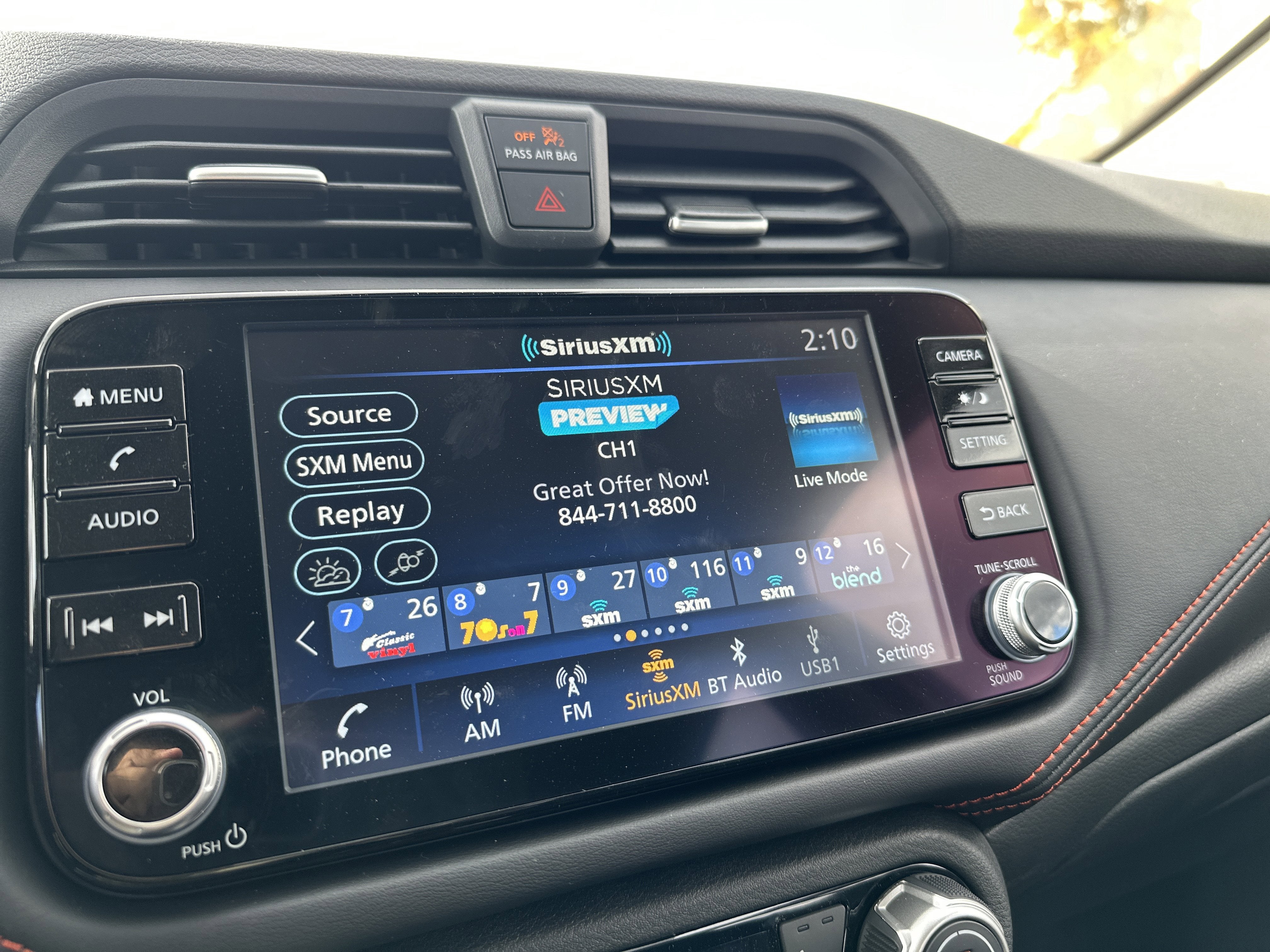 2025 Nissan Versa SR