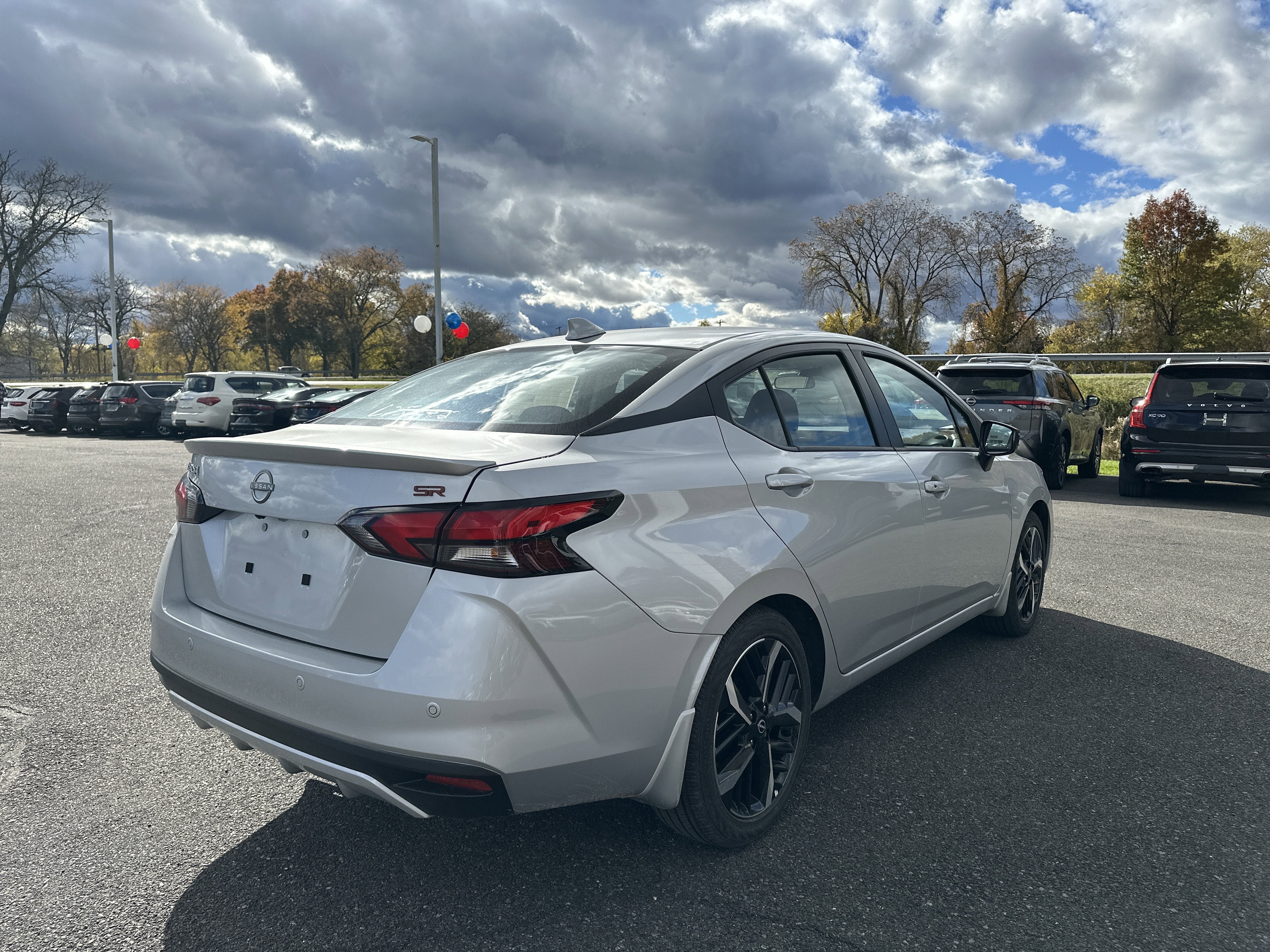 2025 Nissan Versa SR