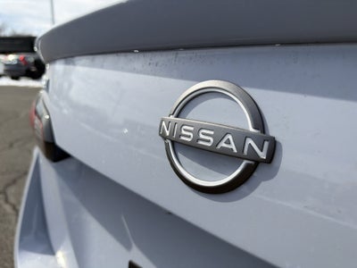 2025 Nissan Versa SR