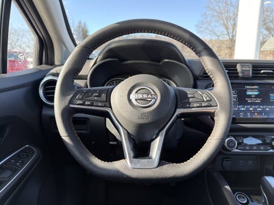 2025 Nissan Versa SR