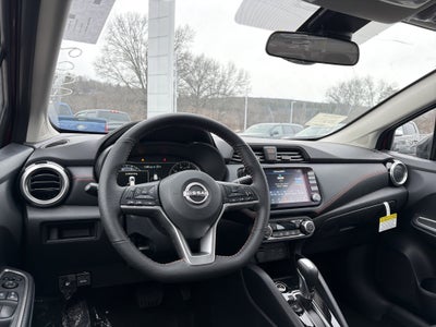 2025 Nissan Versa SR