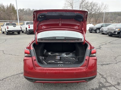 2025 Nissan Versa SR