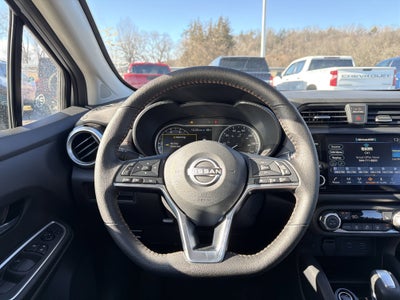 2025 Nissan Versa SR