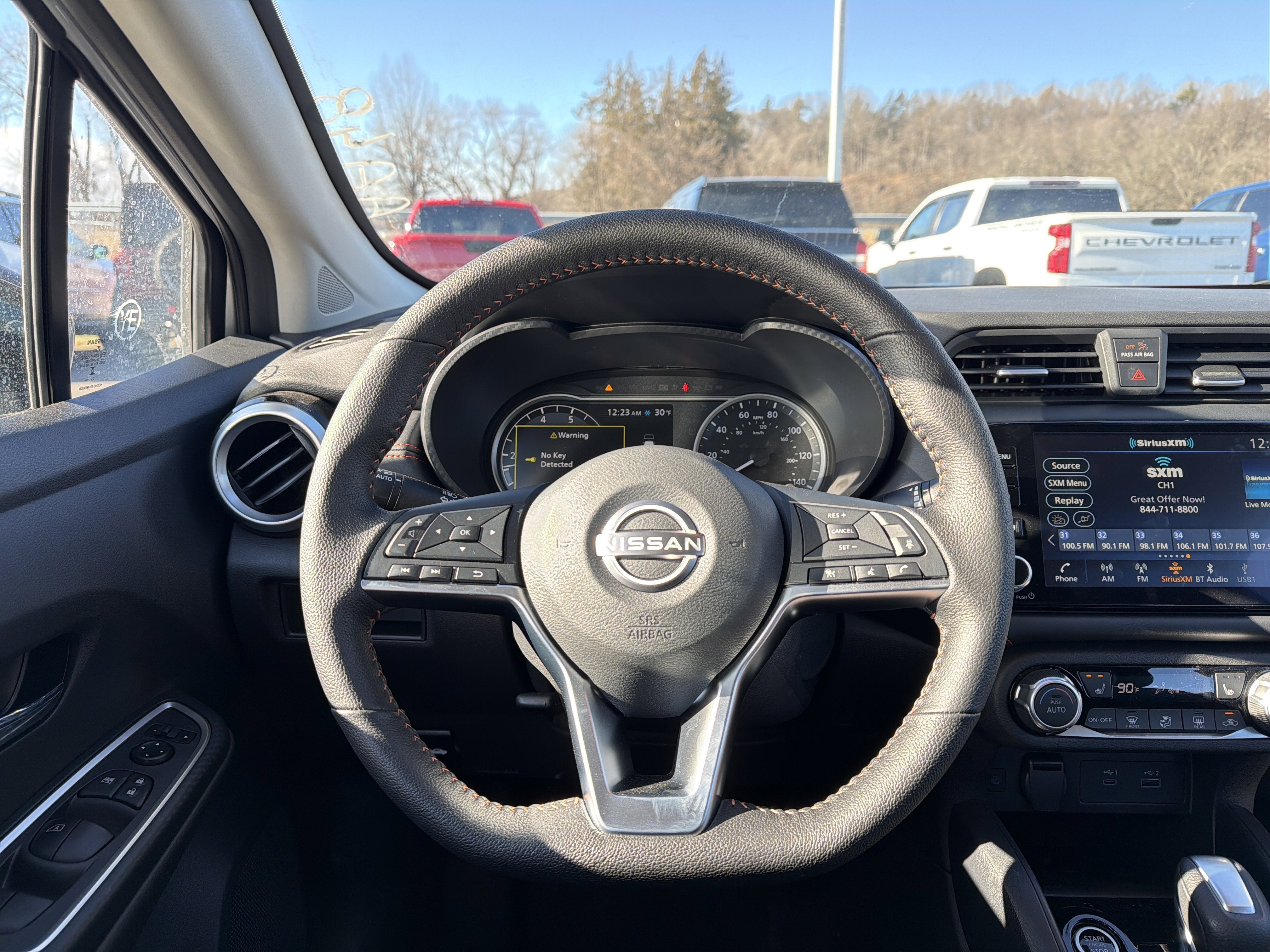2025 Nissan Versa SR