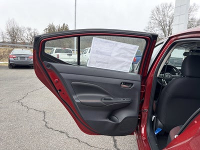 2025 Nissan Versa SR