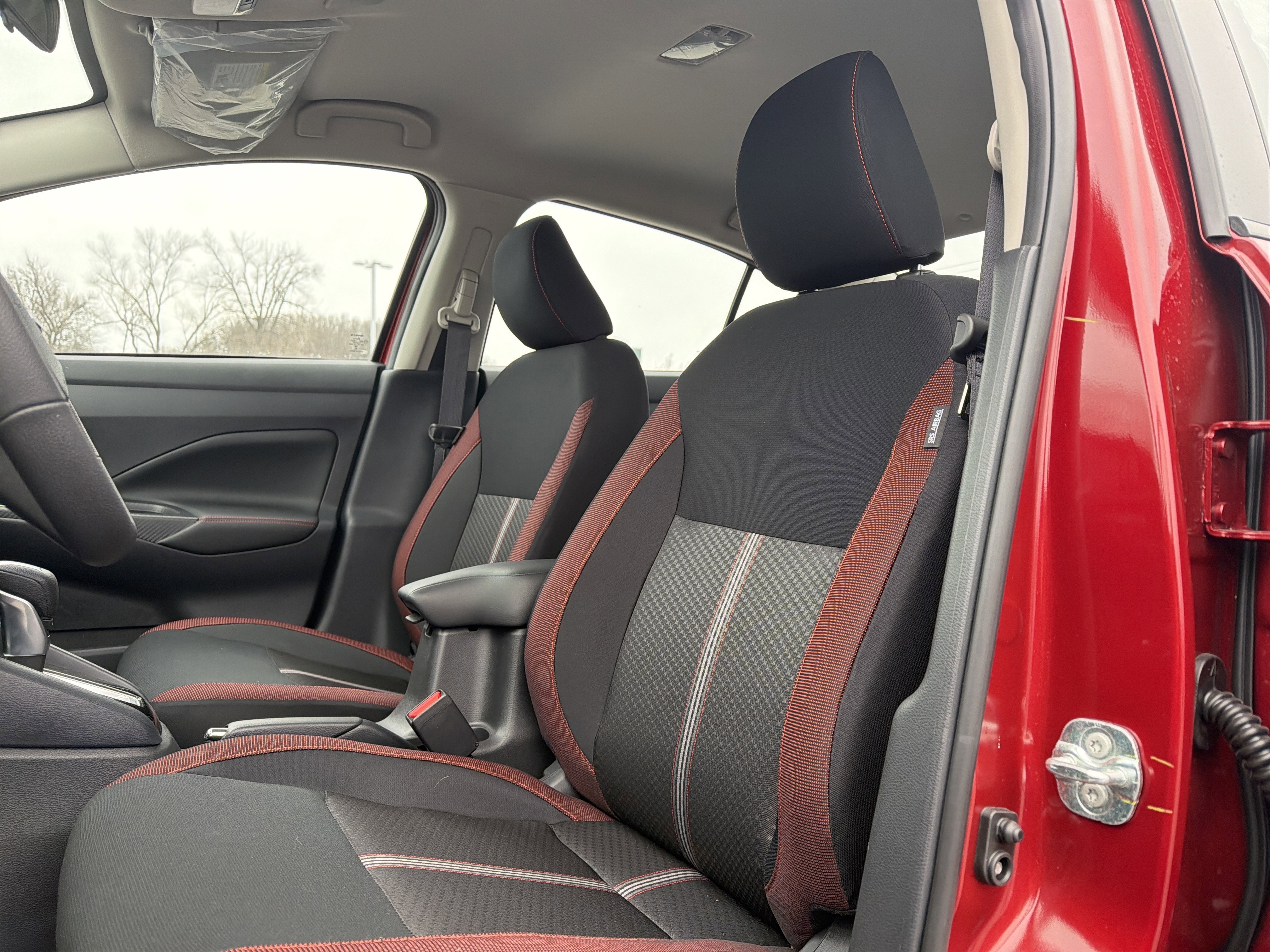 2025 Nissan Versa SR