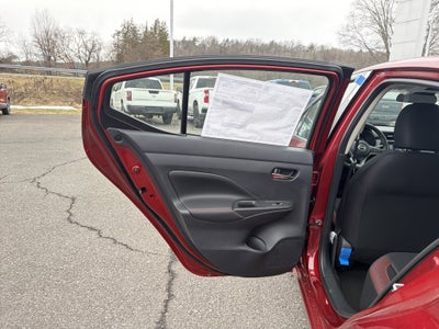 2025 Nissan Versa SR