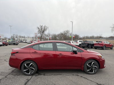 2025 Nissan Versa SR