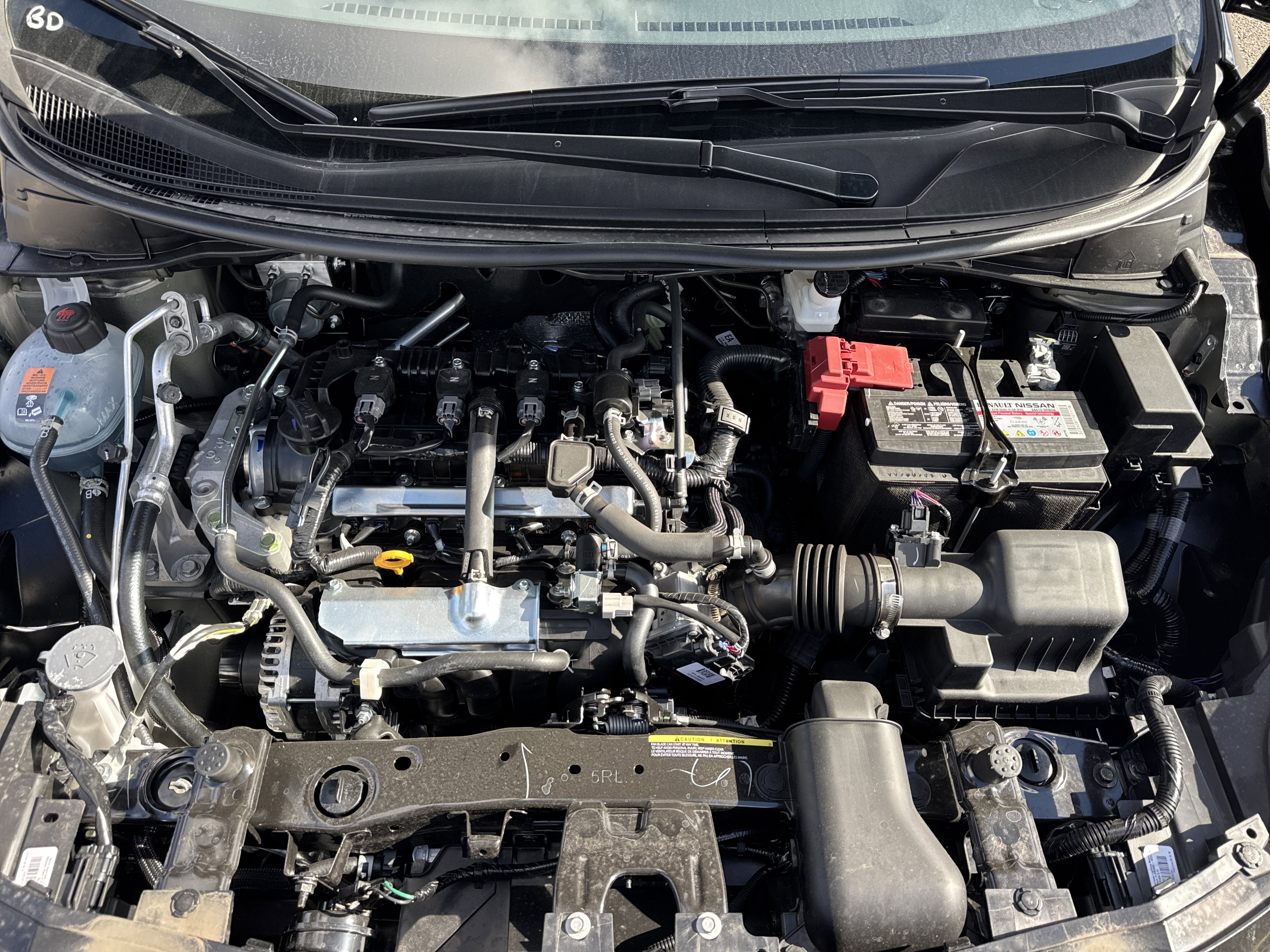 2025 Nissan Versa SR