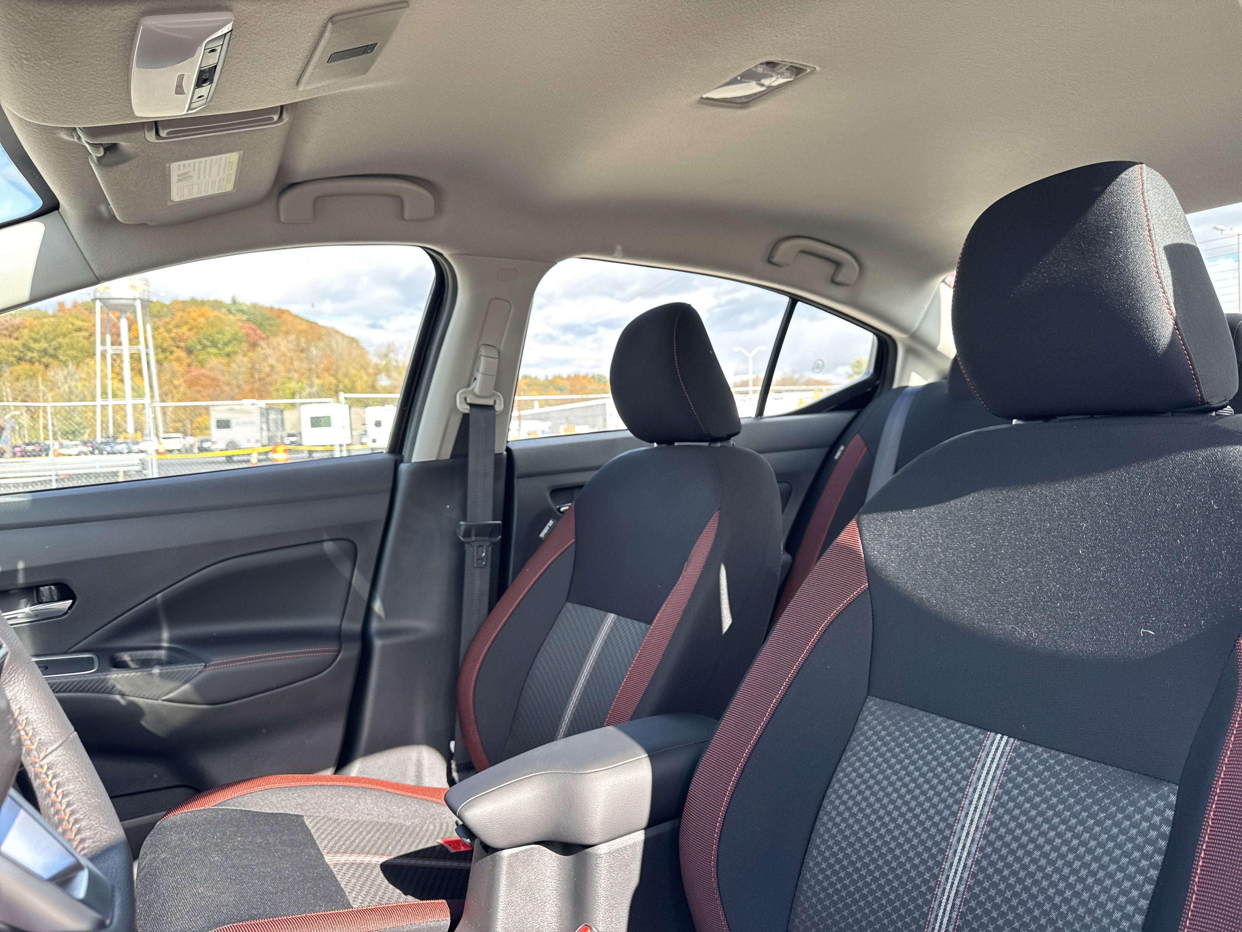 2025 Nissan Versa SR