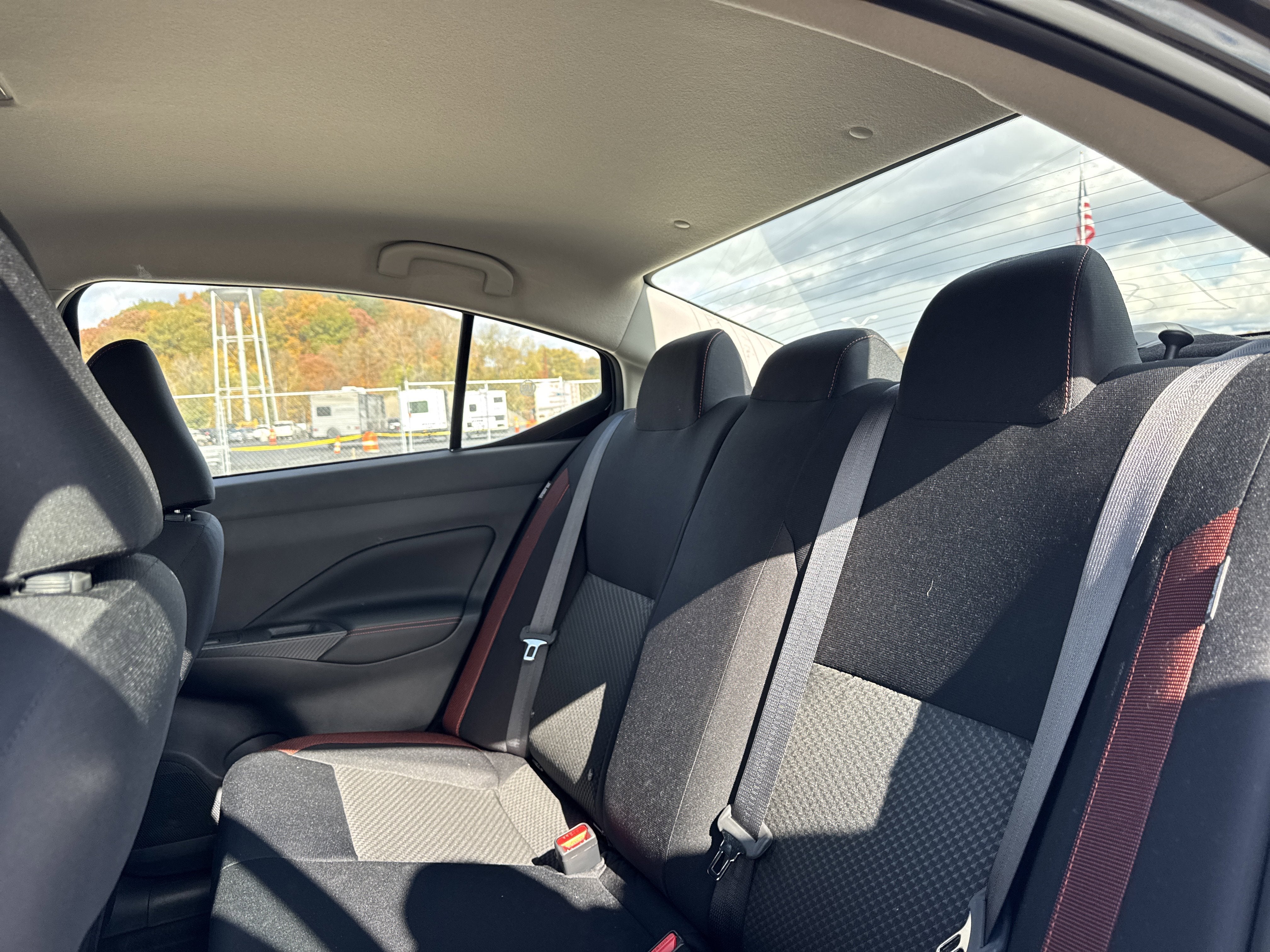 2025 Nissan Versa SR