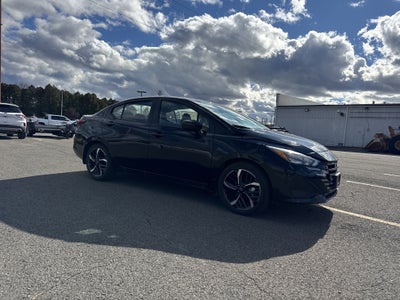 2025 Nissan Versa SR