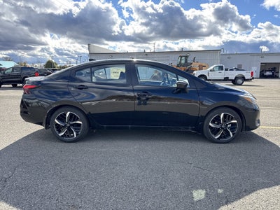 2025 Nissan Versa SR