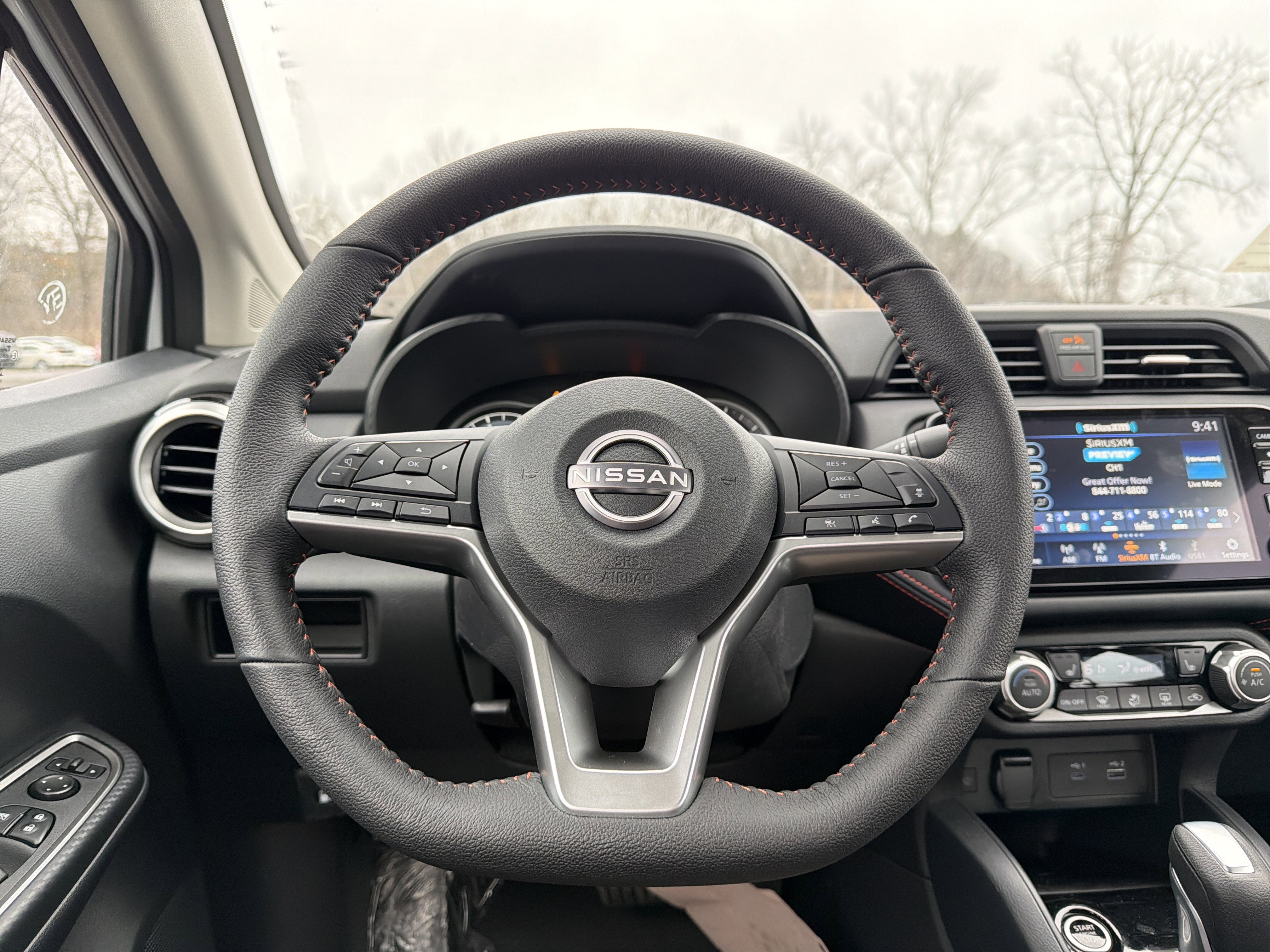 2025 Nissan Versa SR