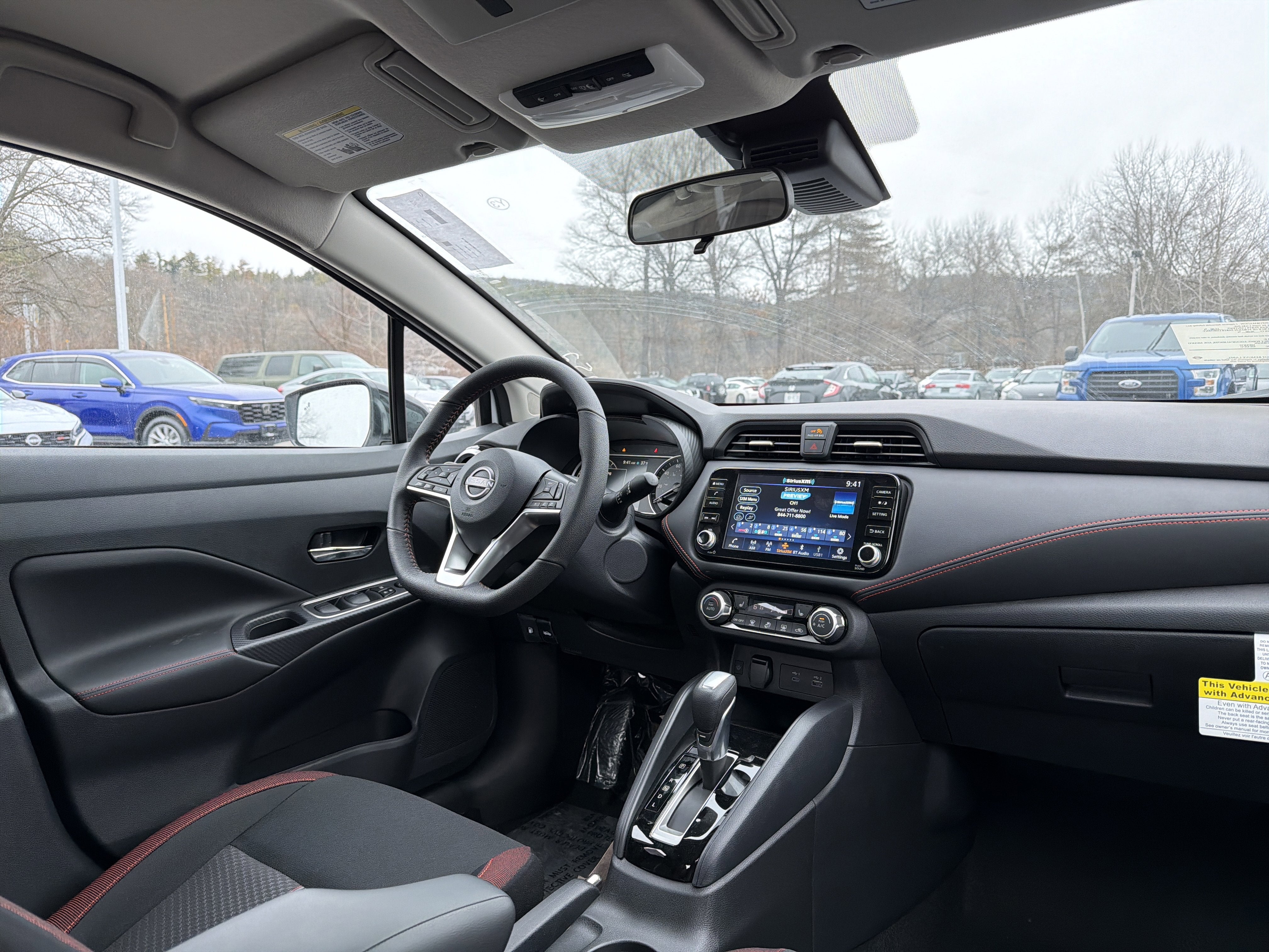 2025 Nissan Versa SR