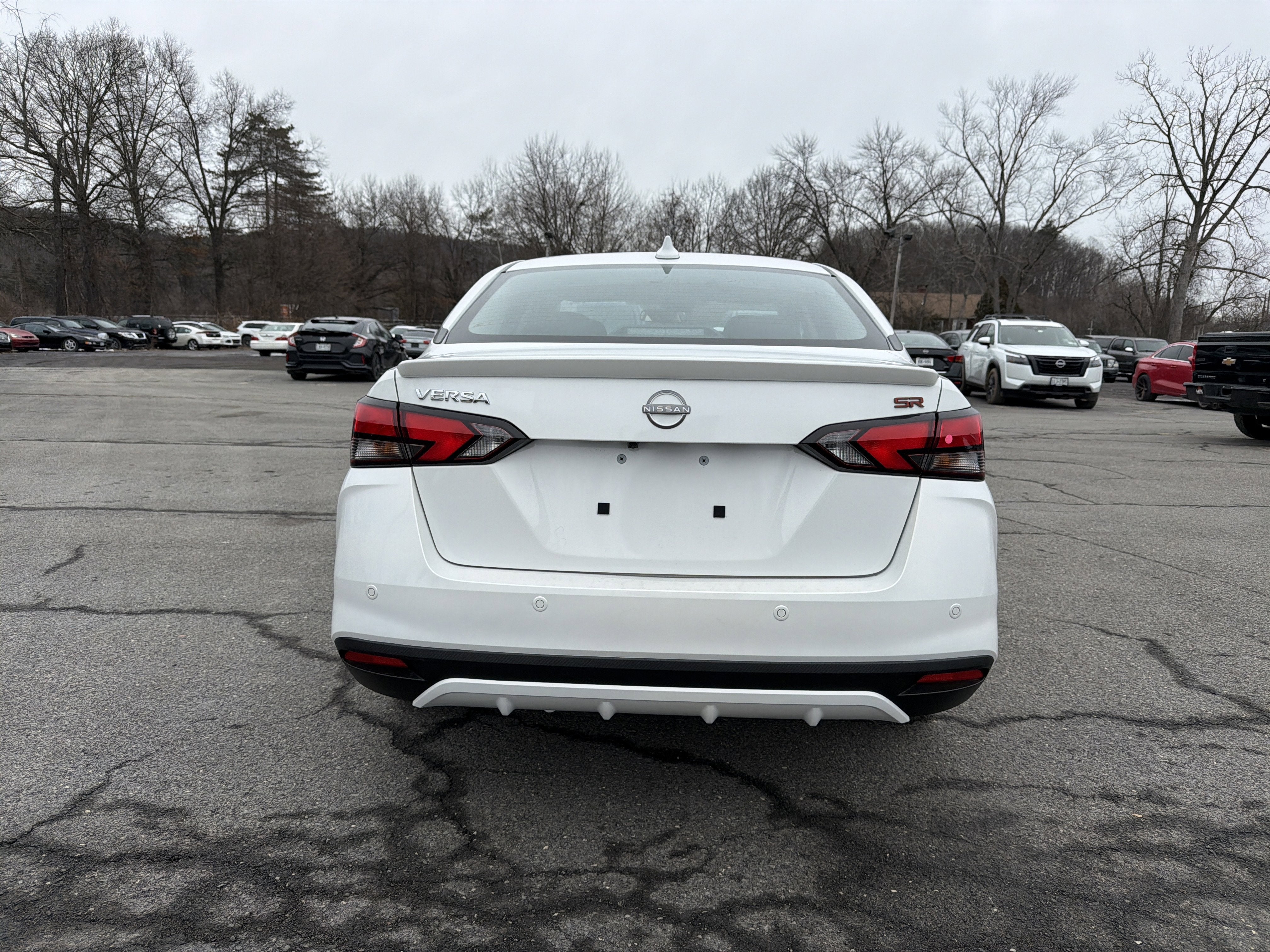 2025 Nissan Versa SR