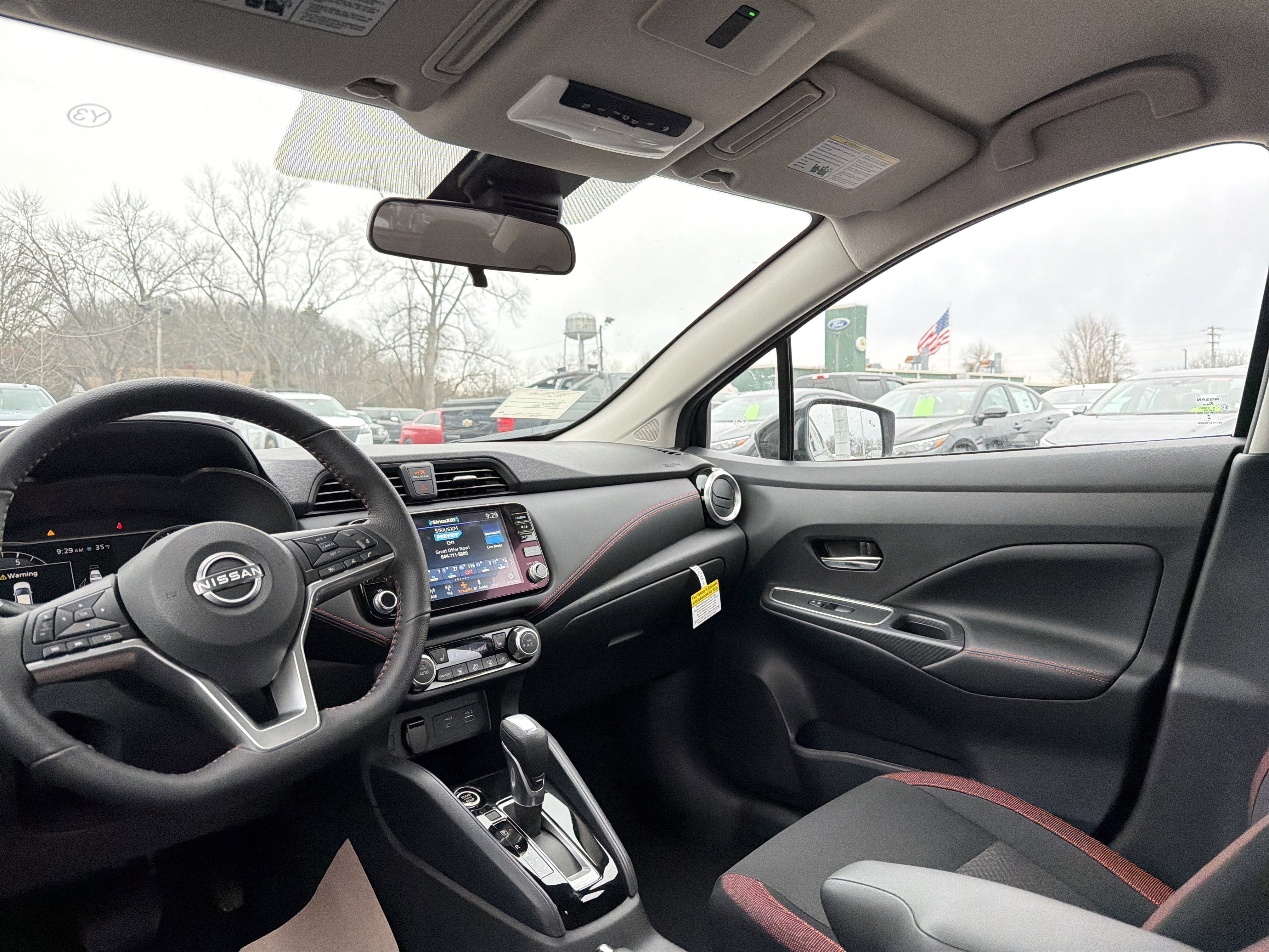 2025 Nissan Versa SR