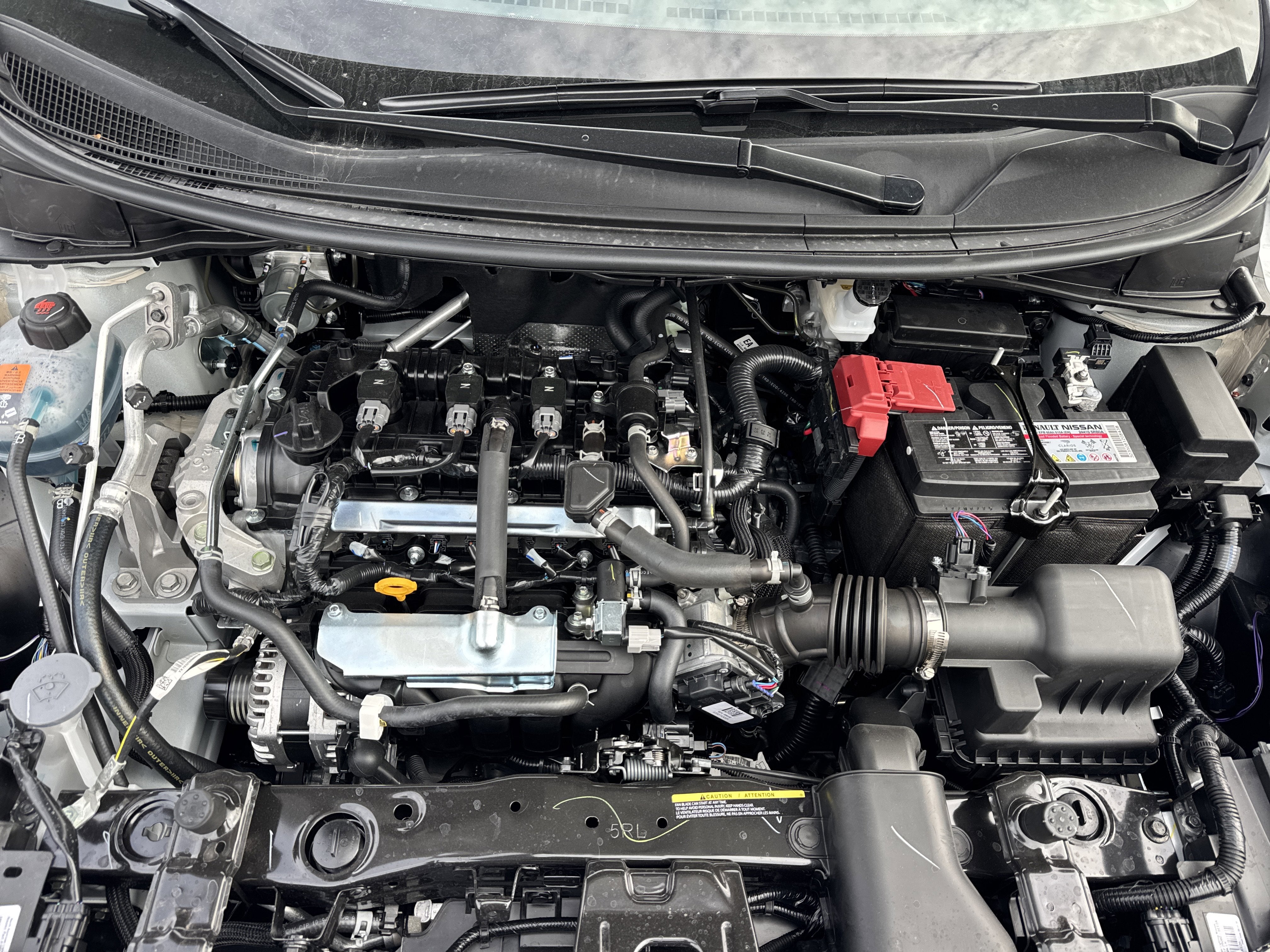 2025 Nissan Versa SR