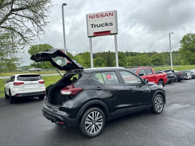 2022 Nissan Kicks SV