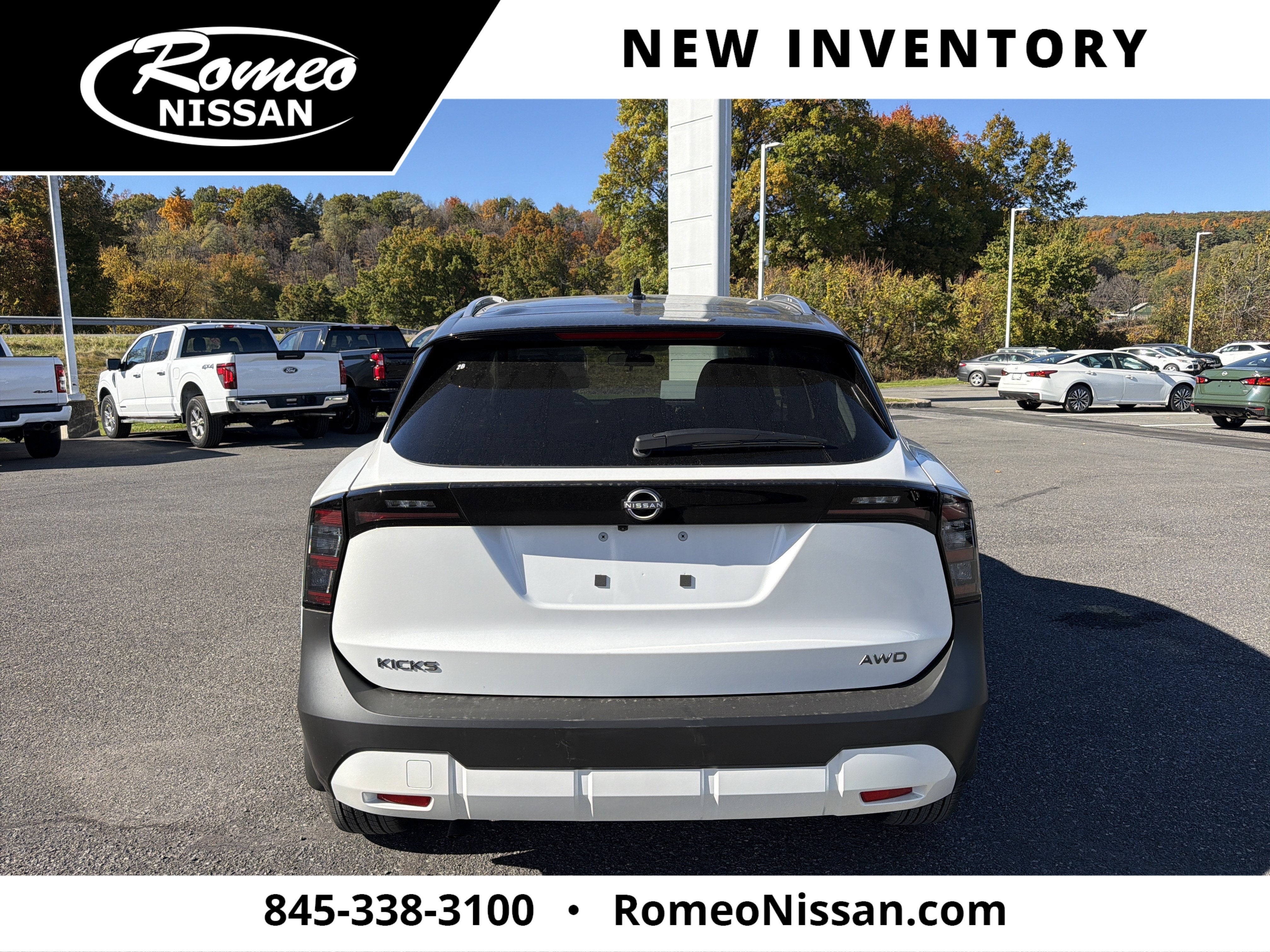 2027 Nissan Kicks SV