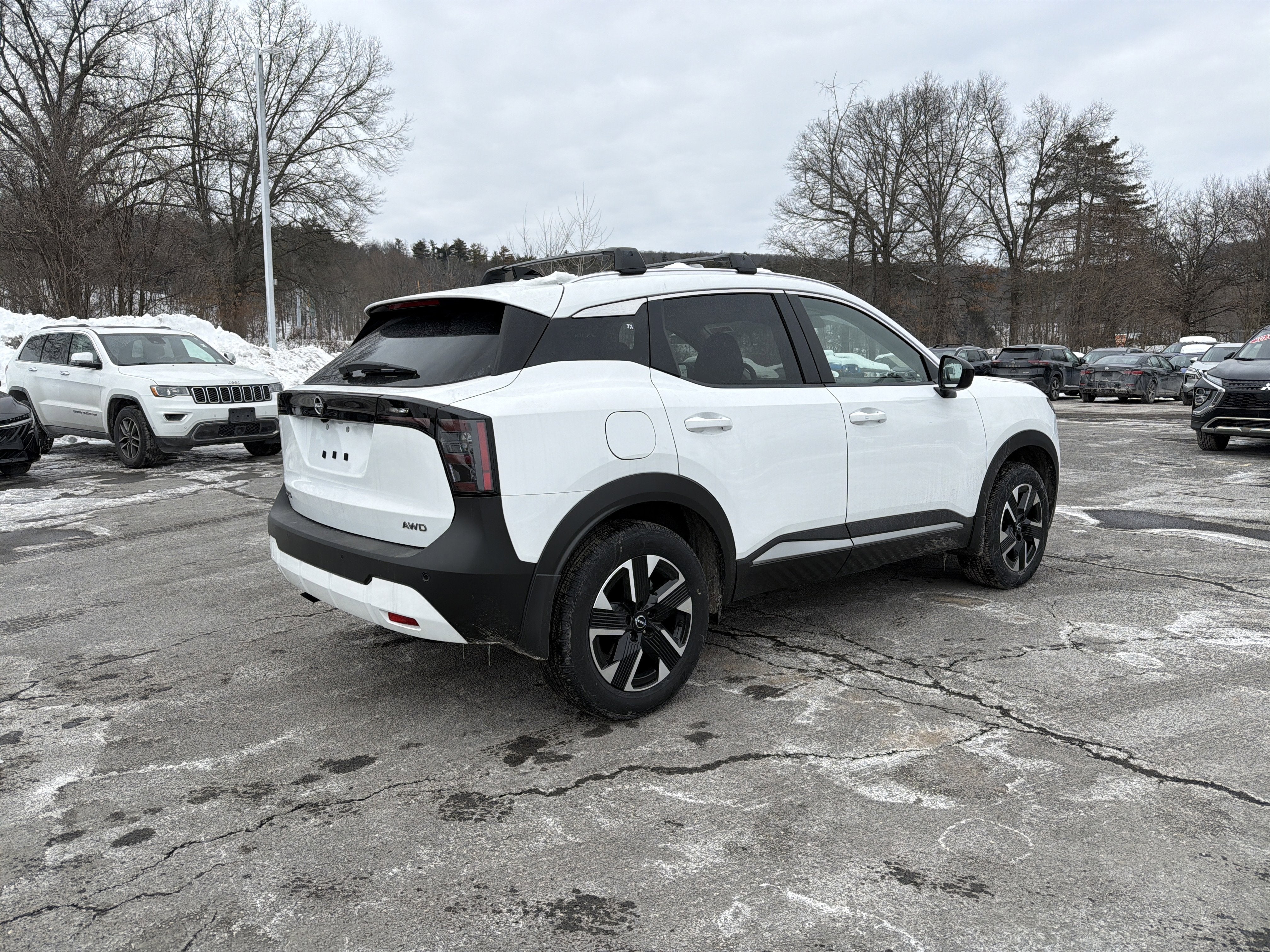 2026 Nissan Kicks SV