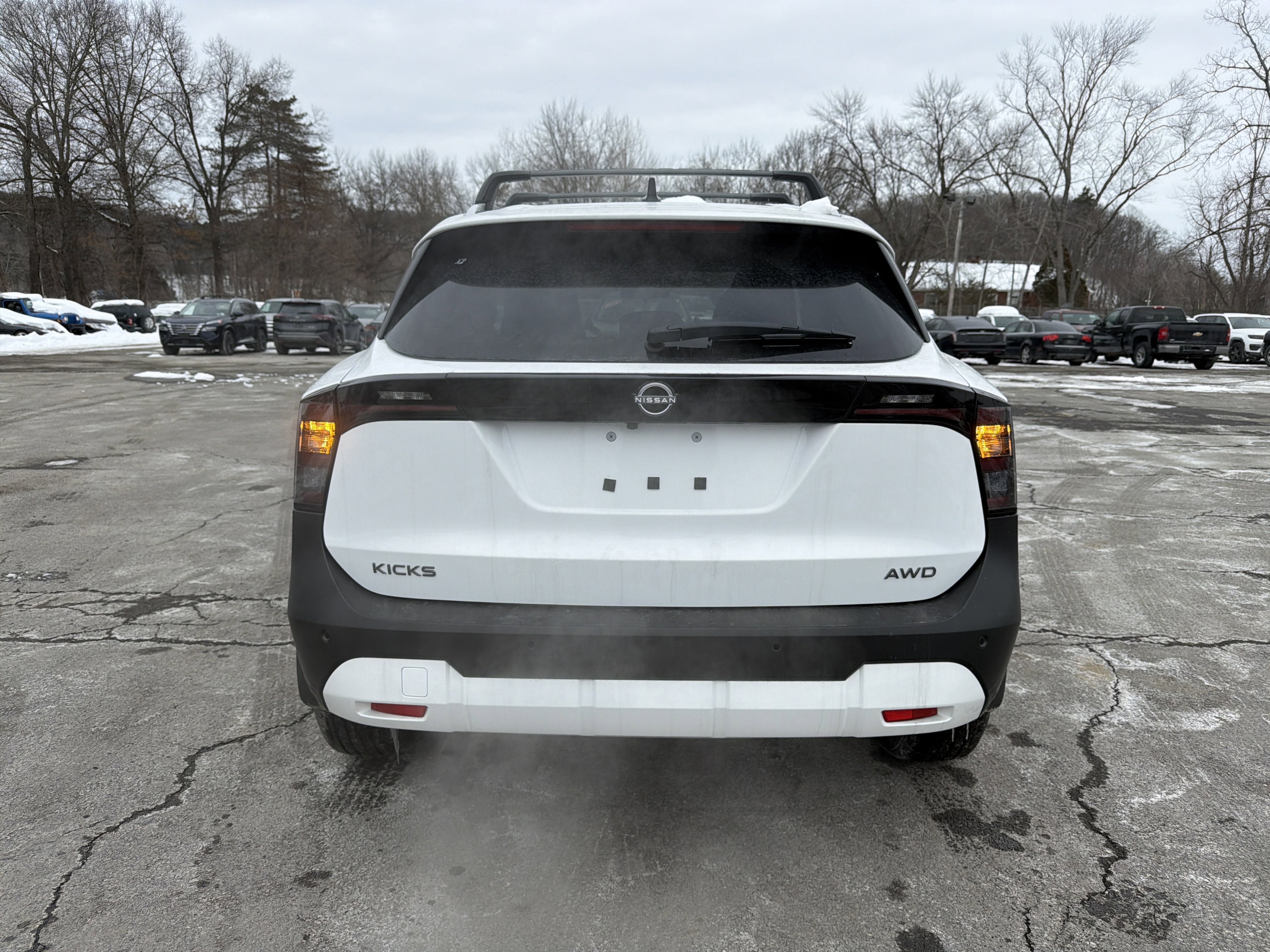 2026 Nissan Kicks SV