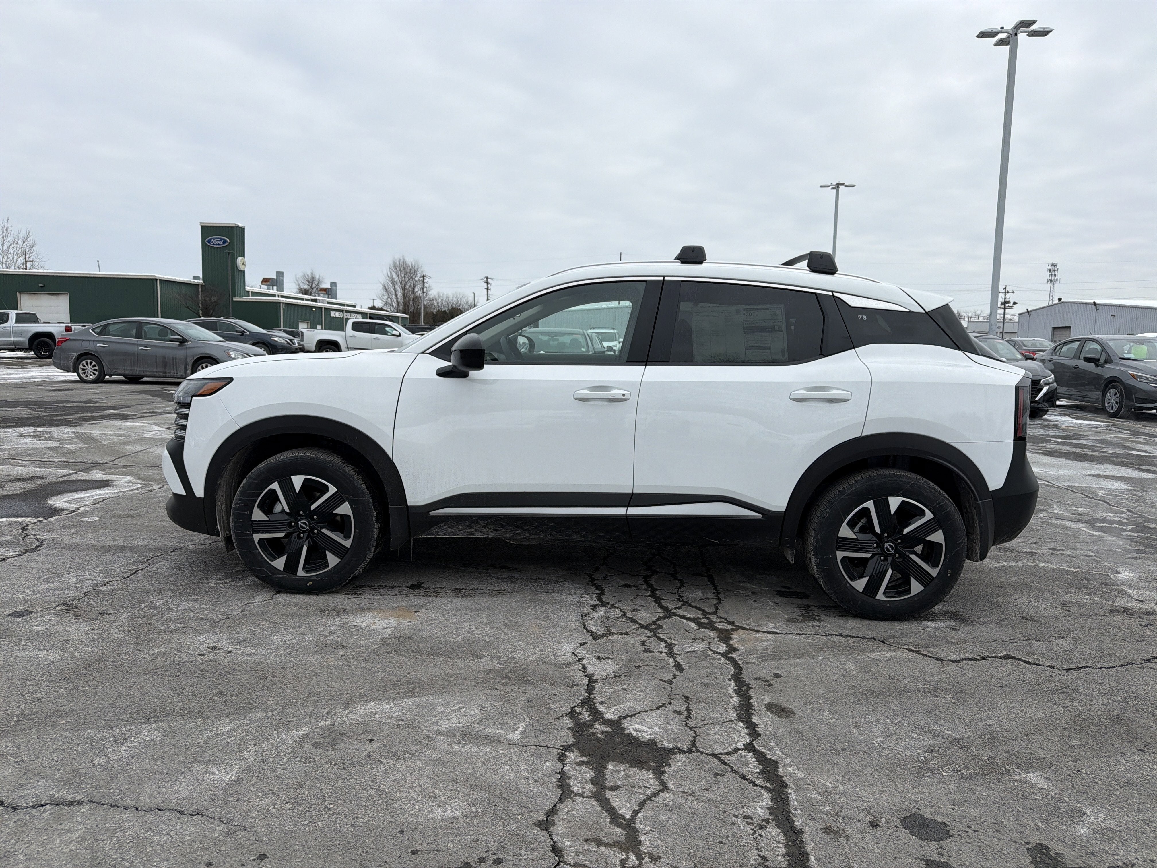 2026 Nissan Kicks SV