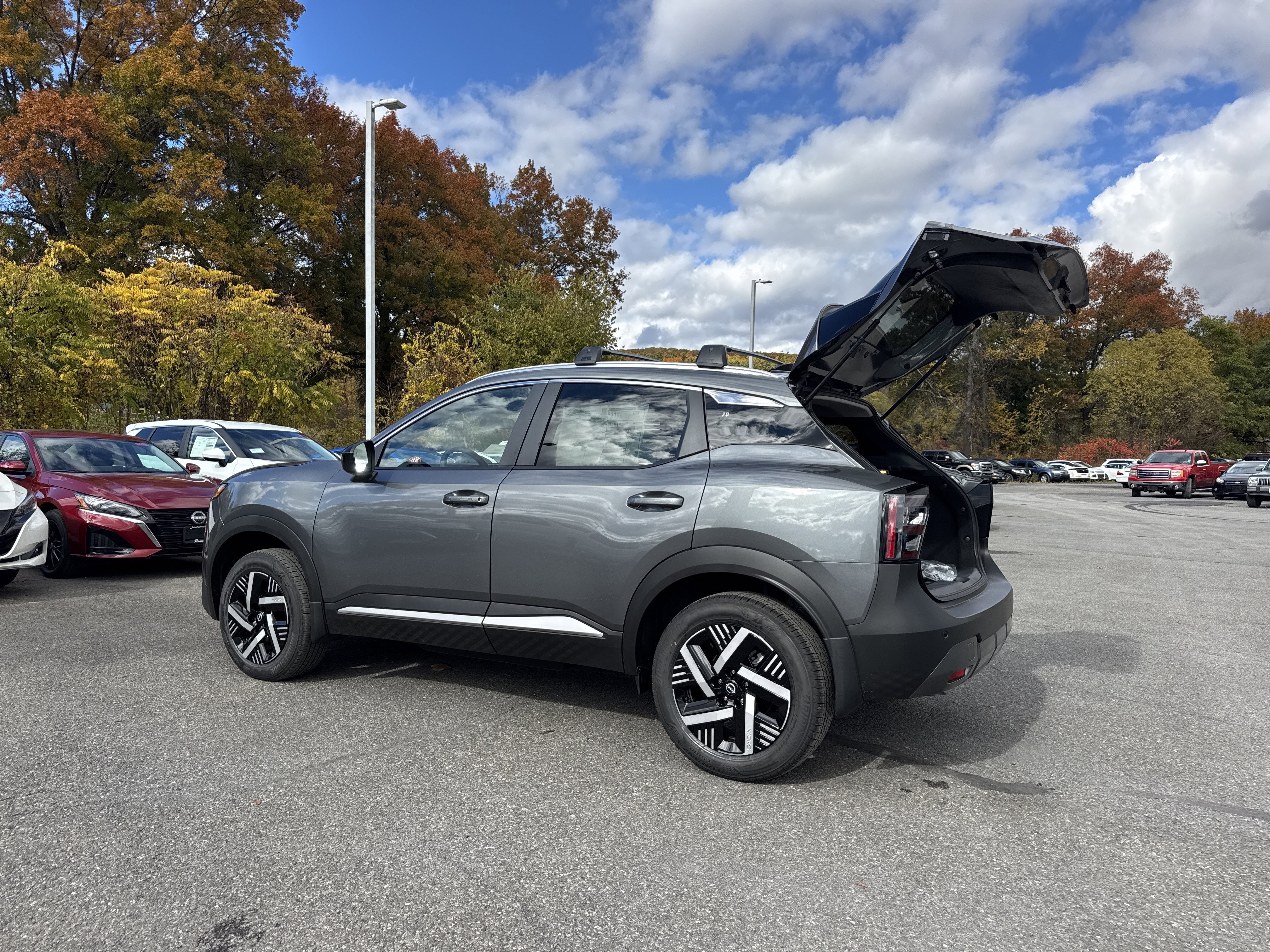 2026 Nissan Kicks SV