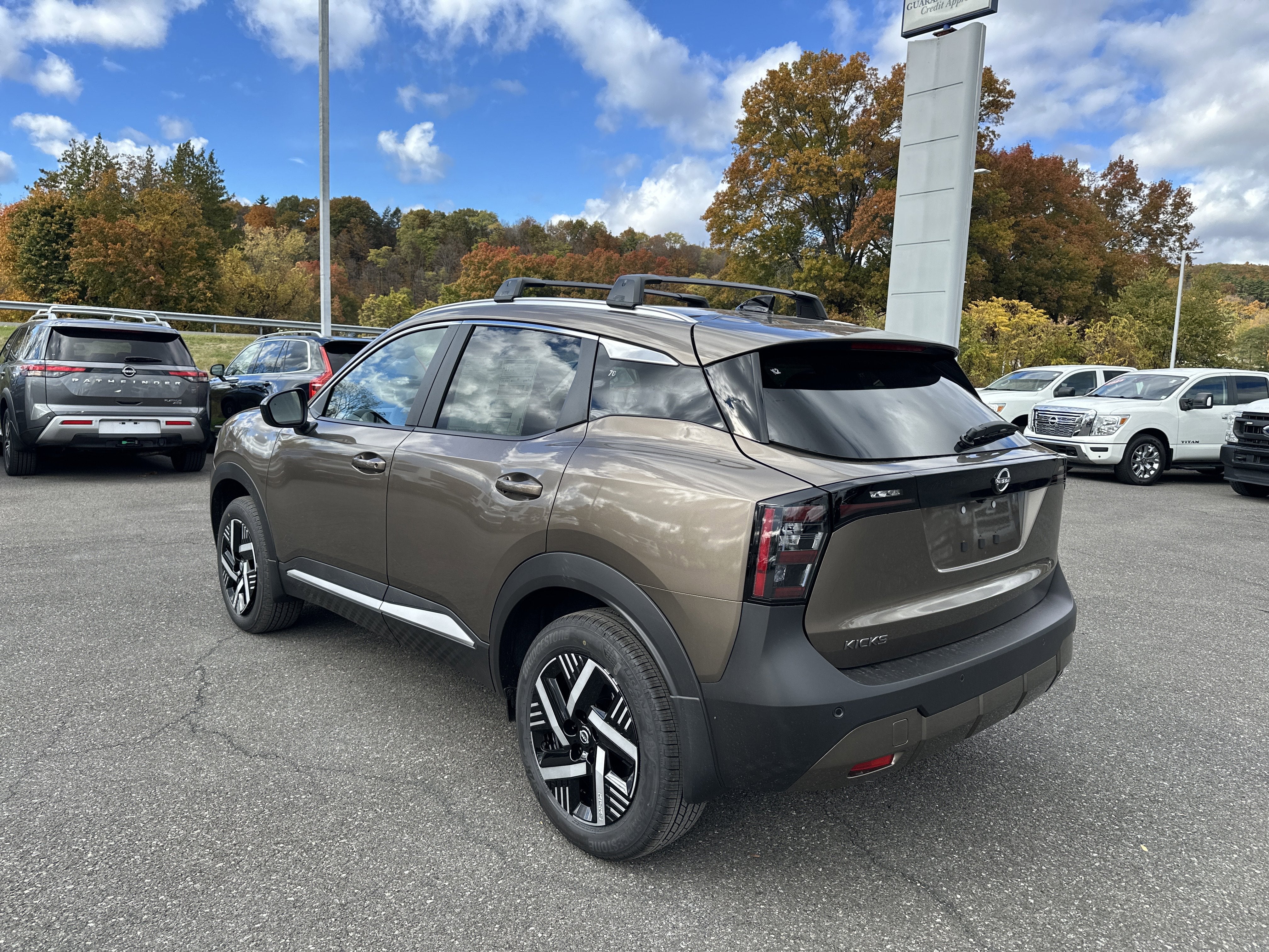 2026 Nissan Kicks SV