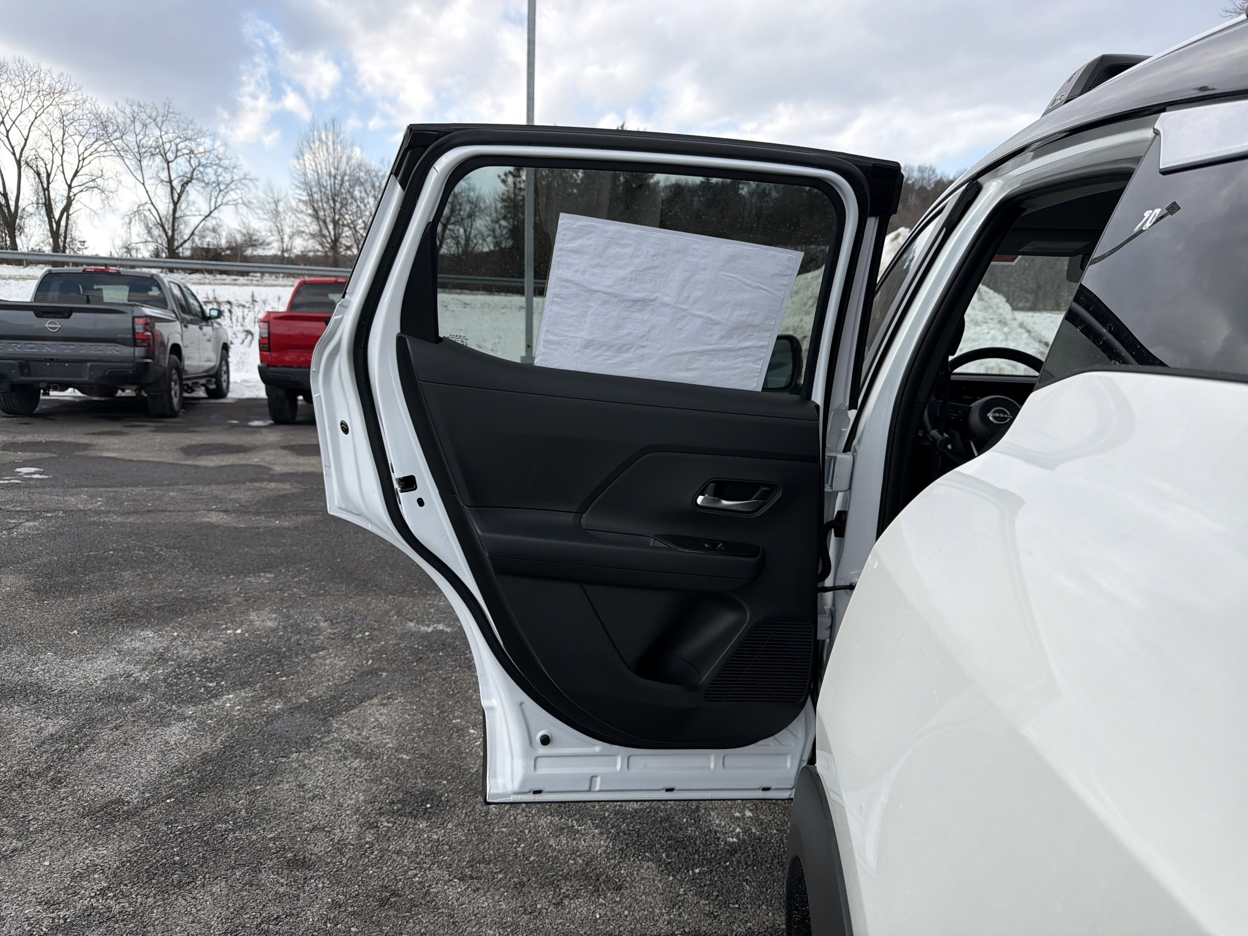 2026 Nissan Kicks SV