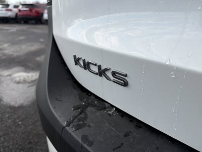 2026 Nissan Kicks SV