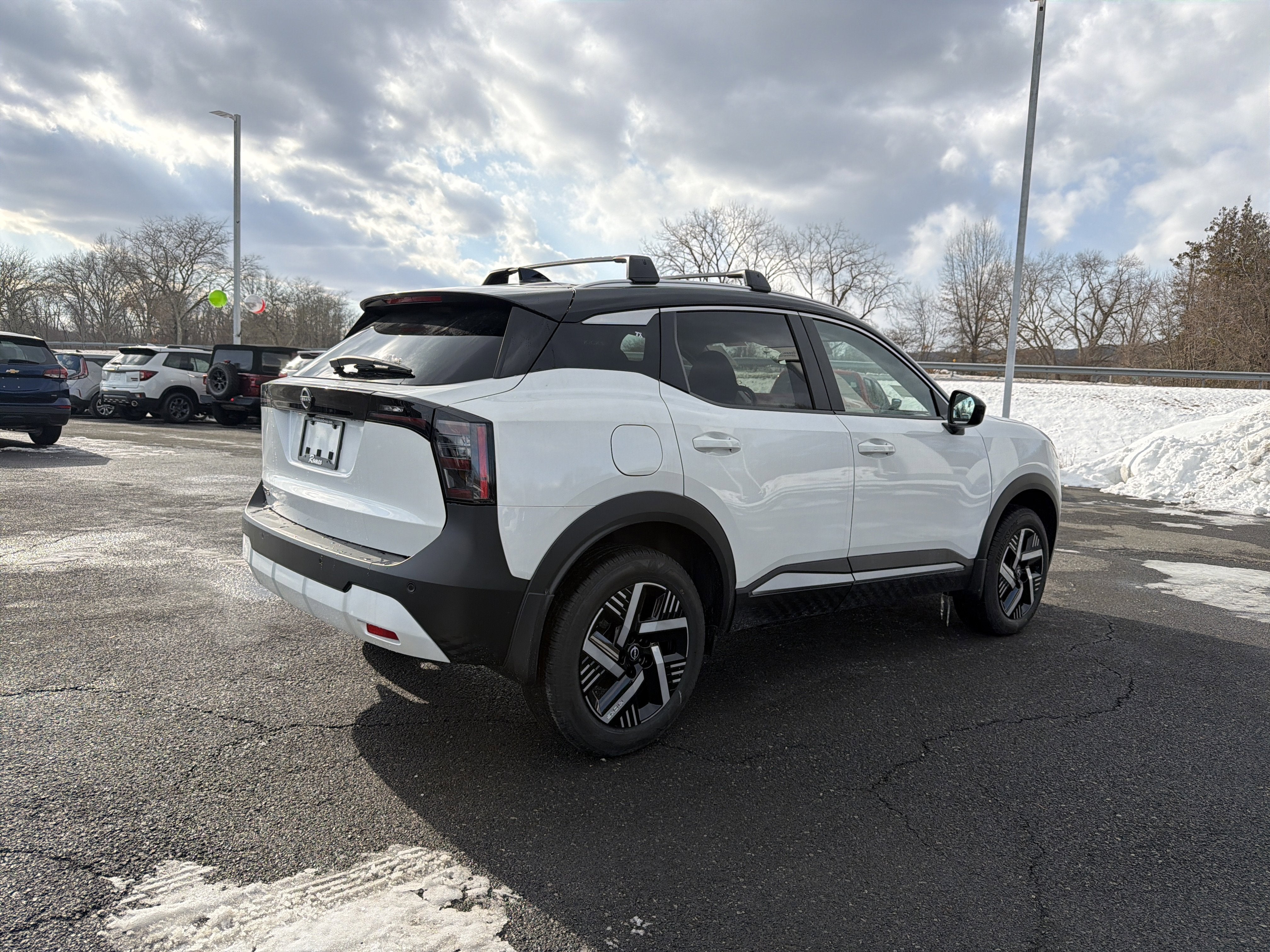 2026 Nissan Kicks SV