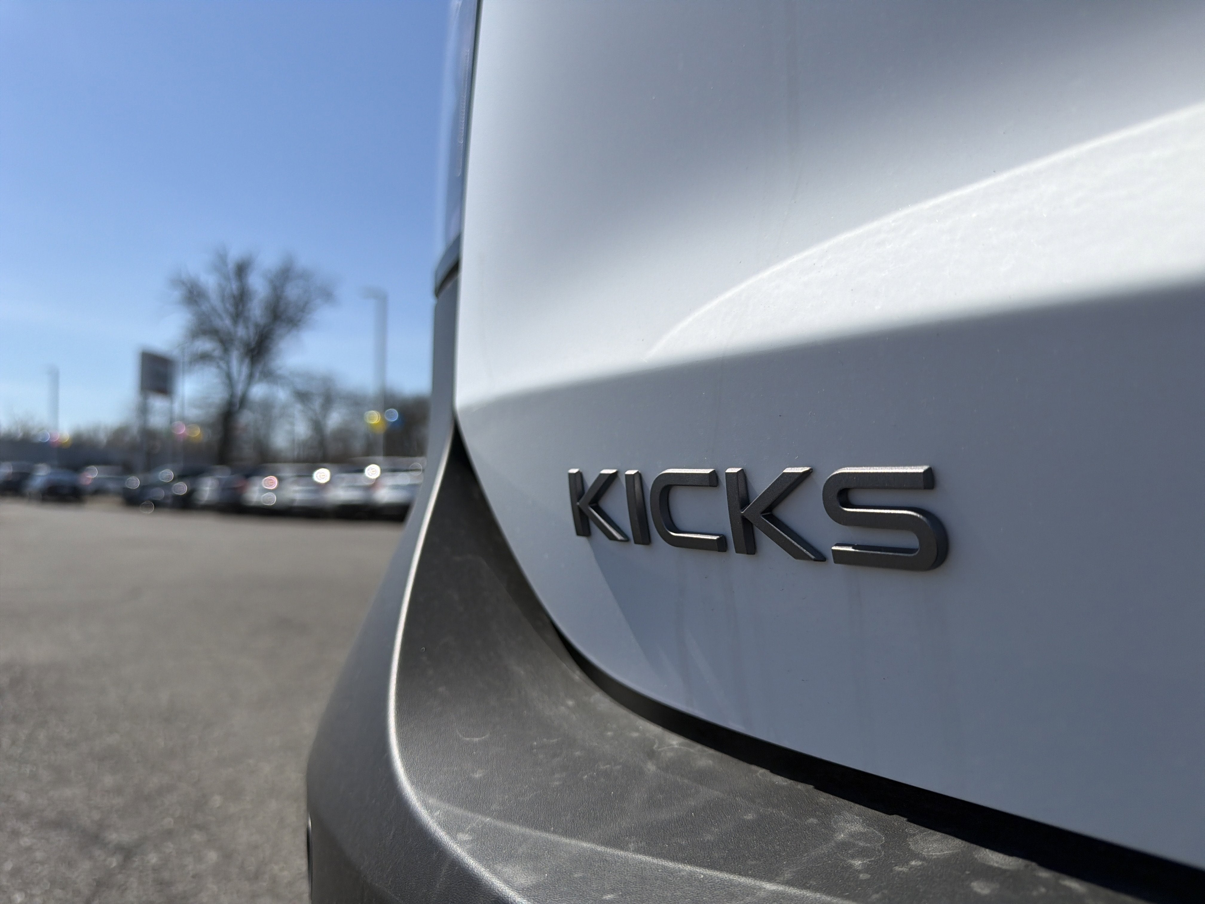 2026 Nissan Kicks SV