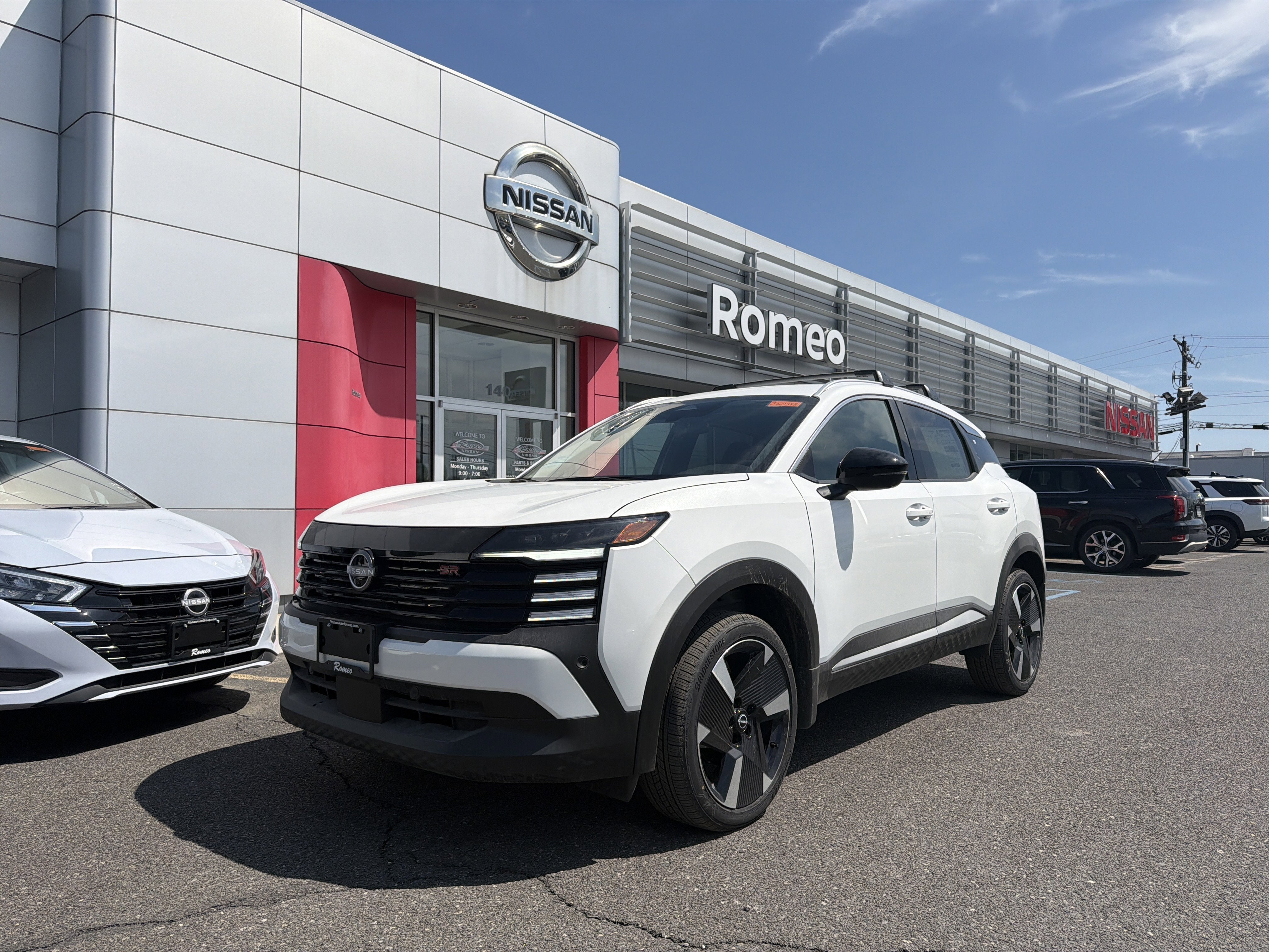 2026 Nissan Kicks SR