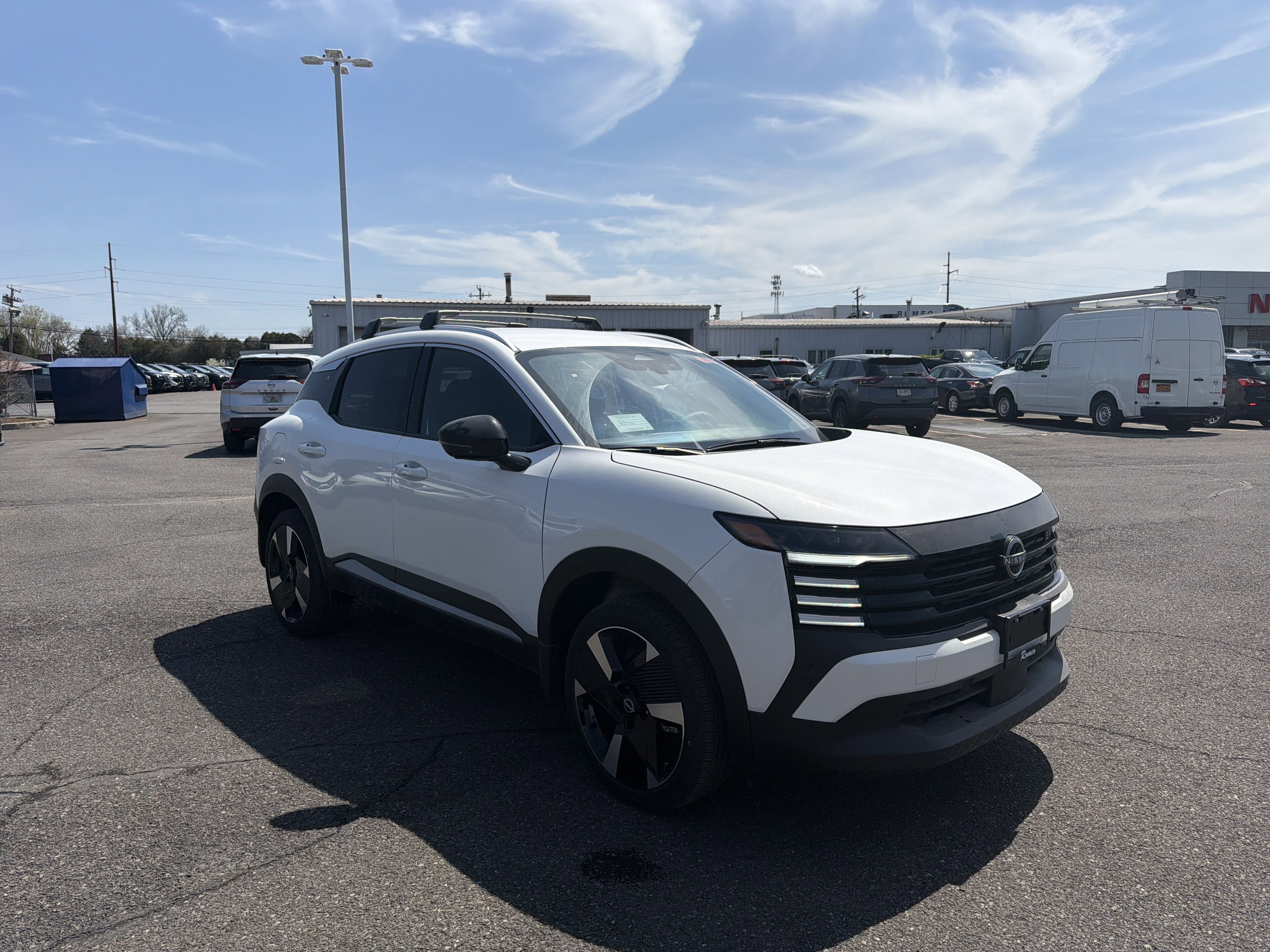 2026 Nissan Kicks SR