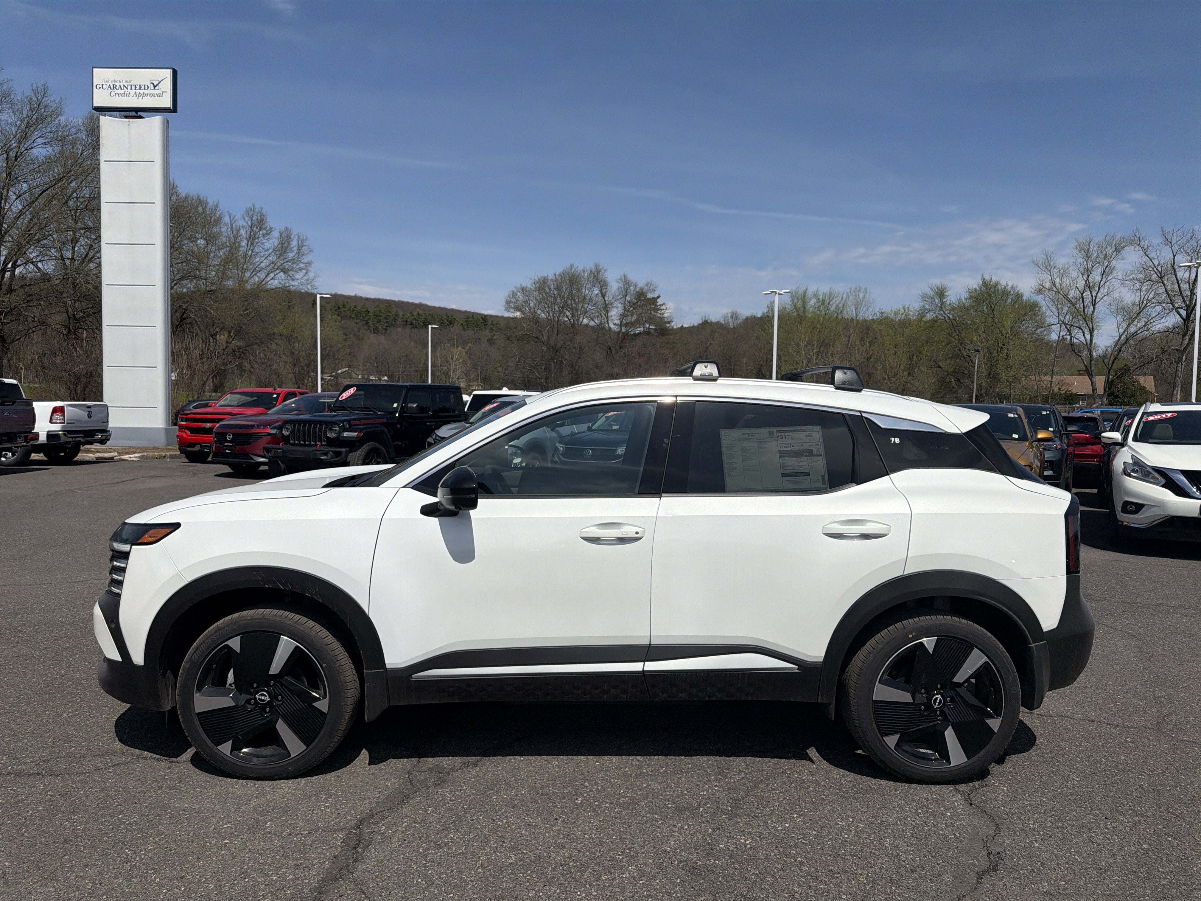 2026 Nissan Kicks SR