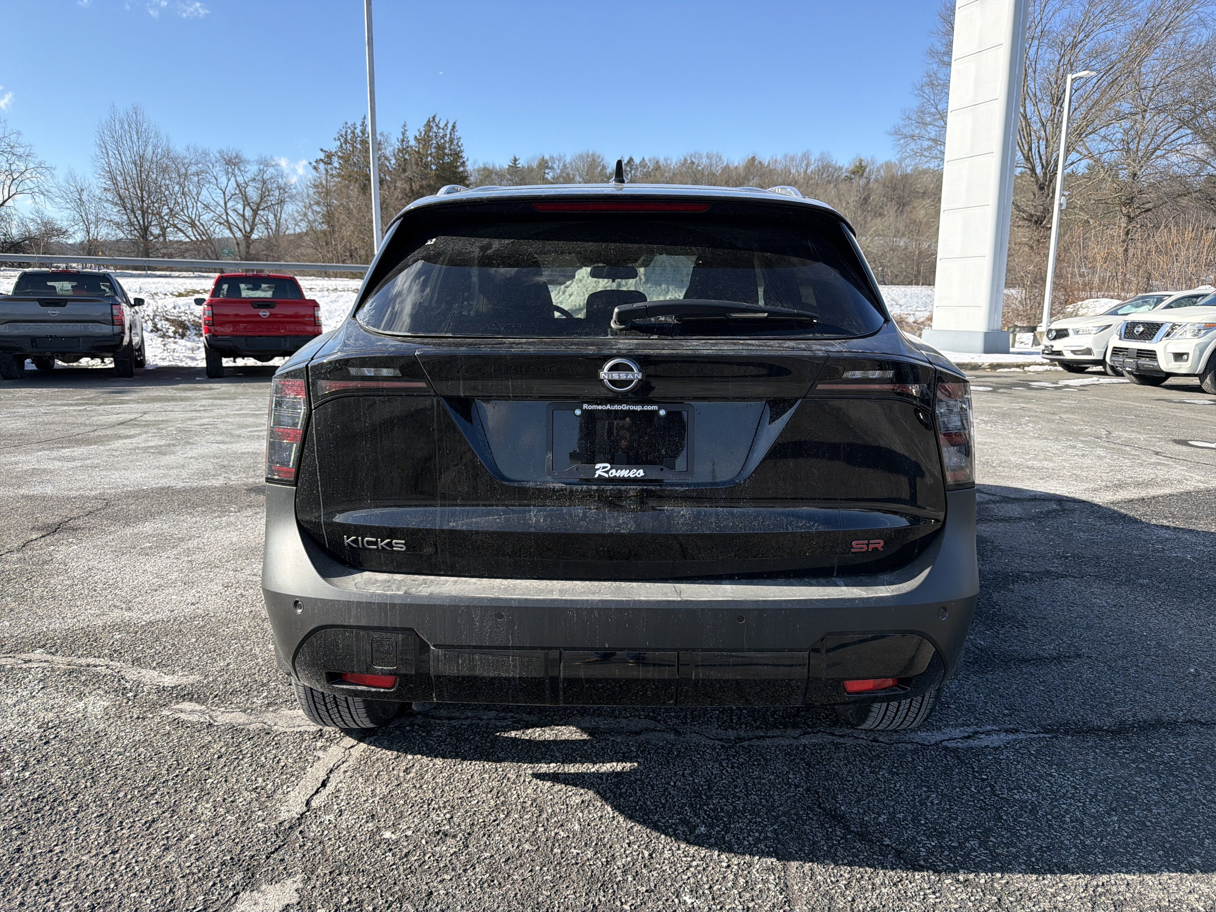 2026 Nissan Kicks SR