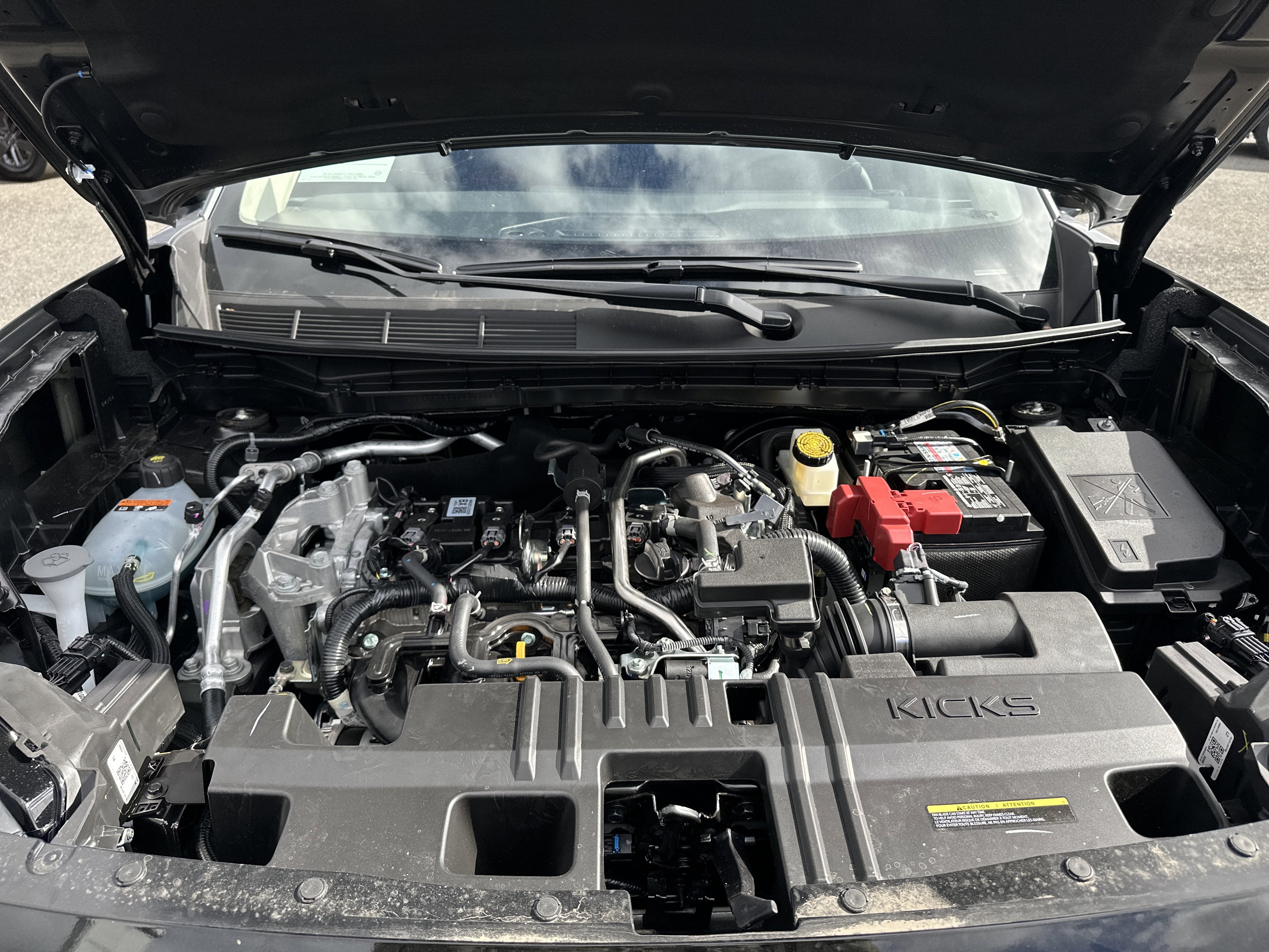 2026 Nissan Kicks SR