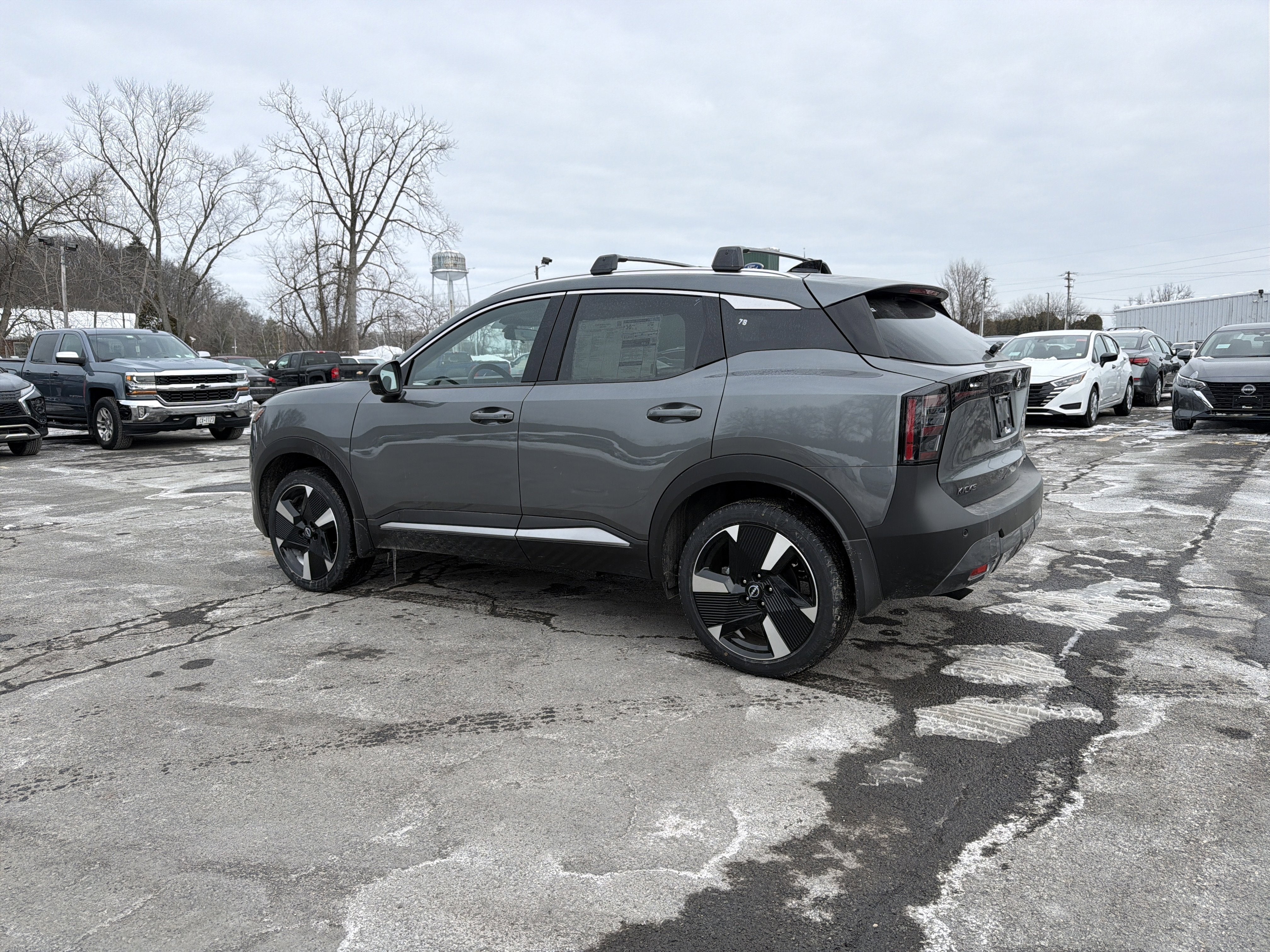 2026 Nissan Kicks SR