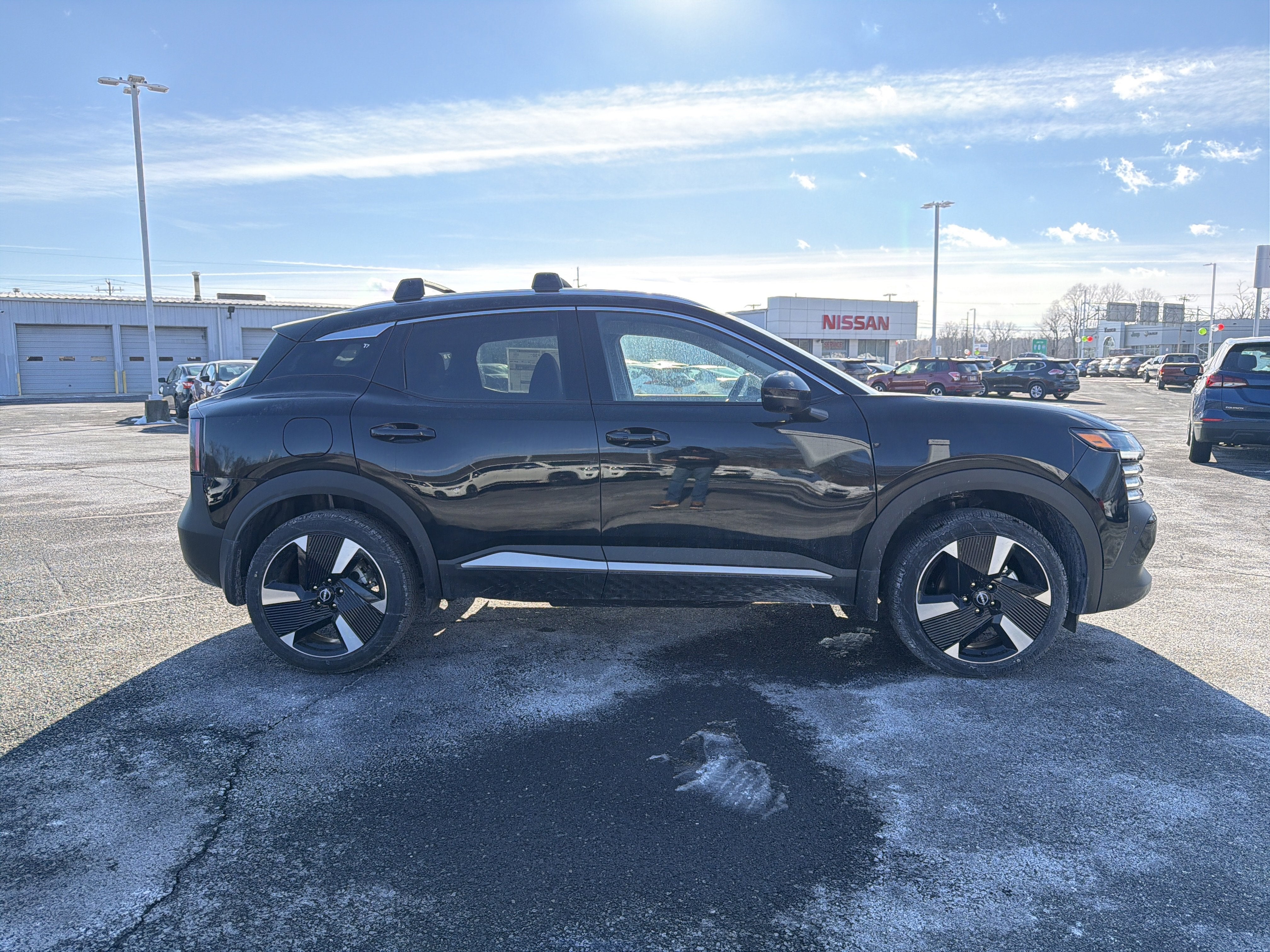 2026 Nissan Kicks SR