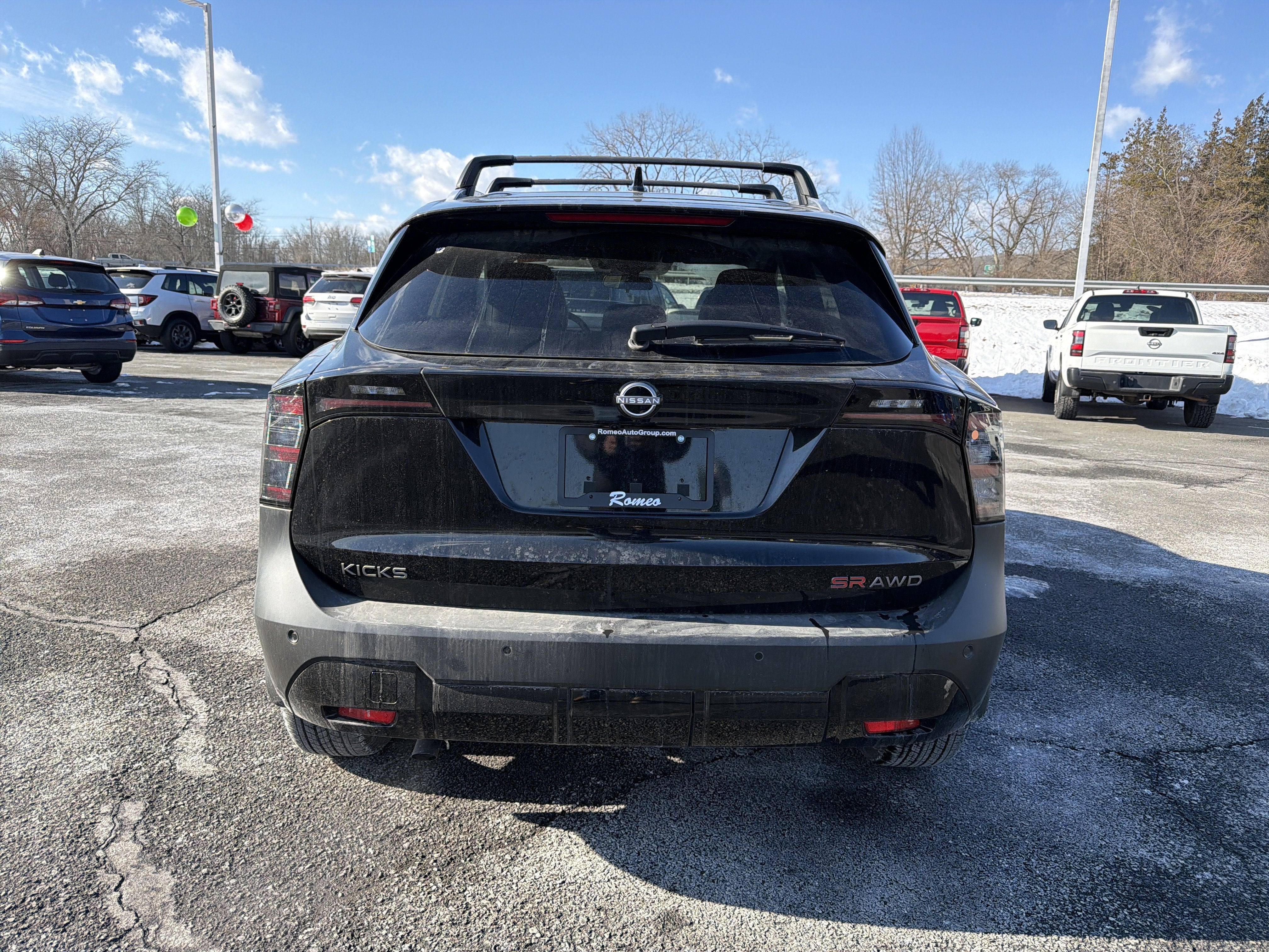 2026 Nissan Kicks SR