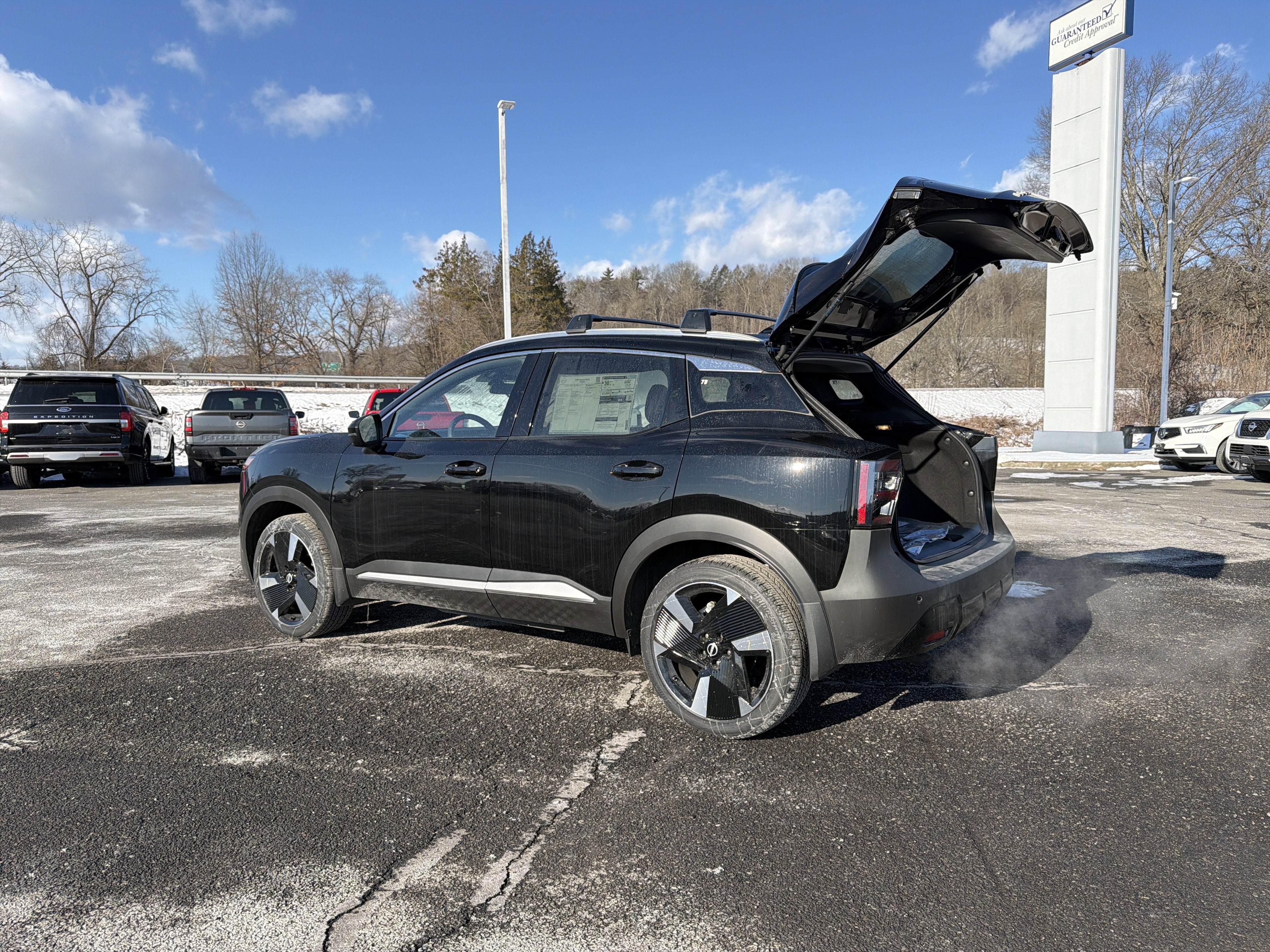 2026 Nissan Kicks SR