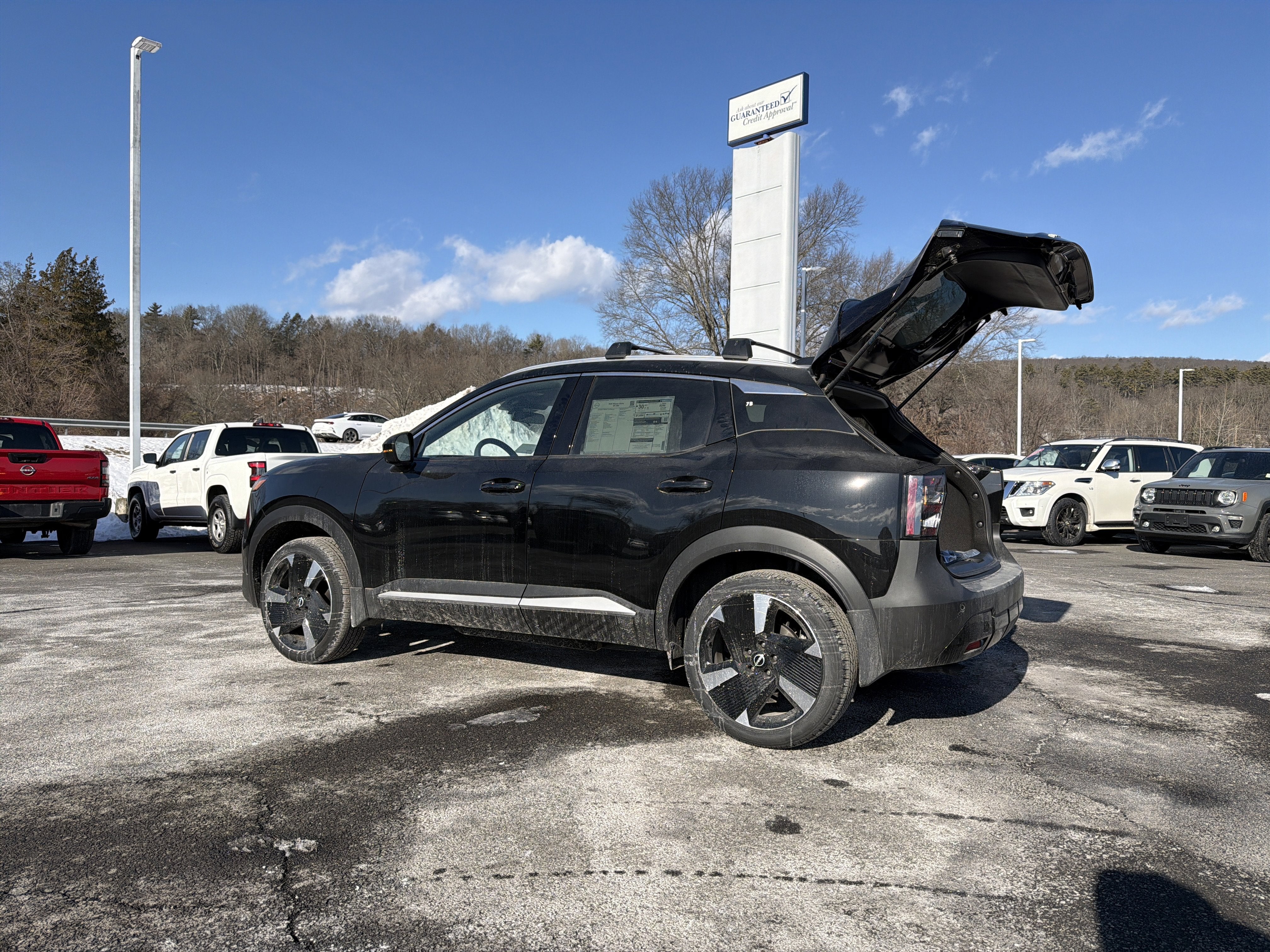 2026 Nissan Kicks SR