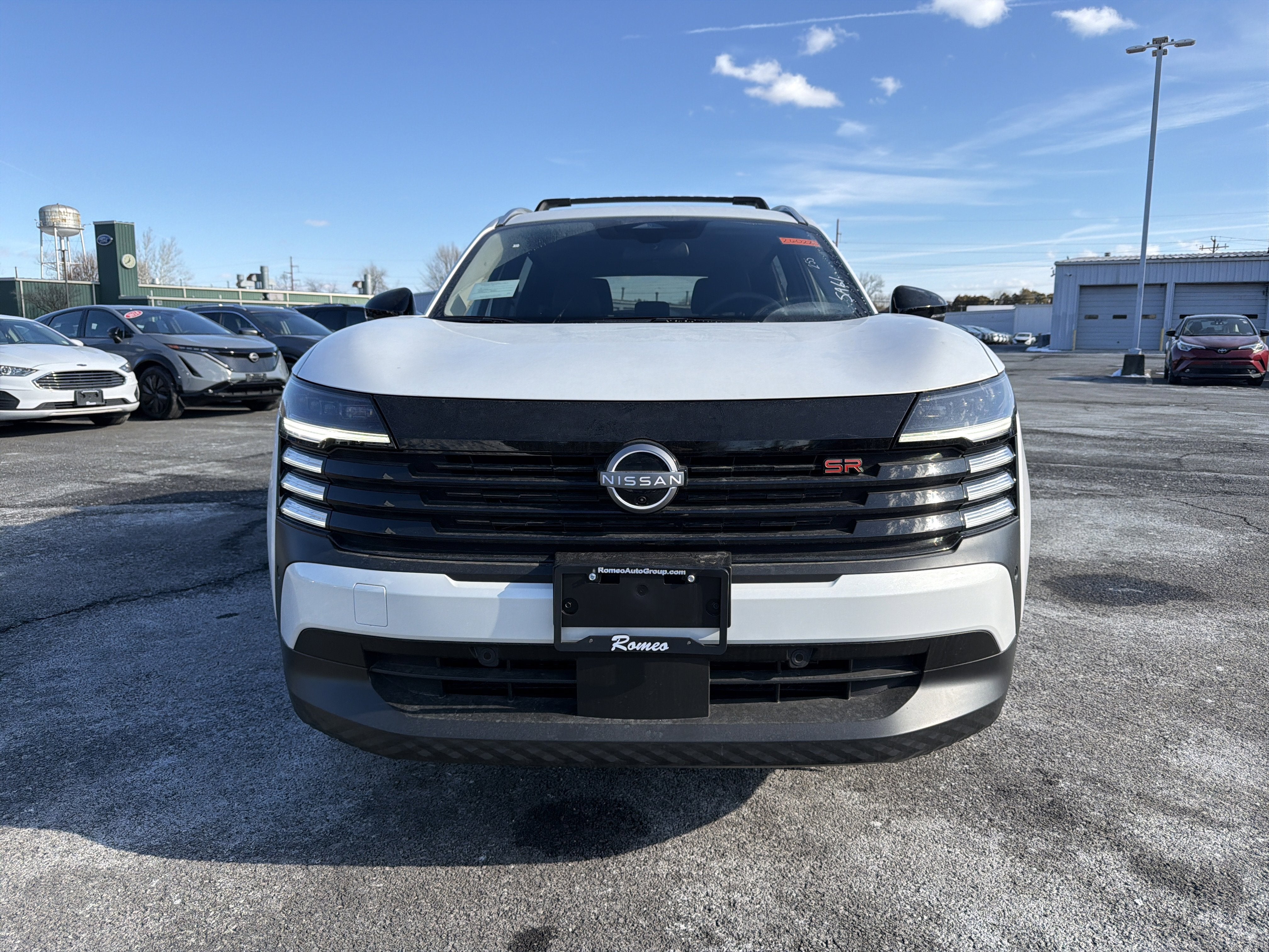 2026 Nissan Kicks SR